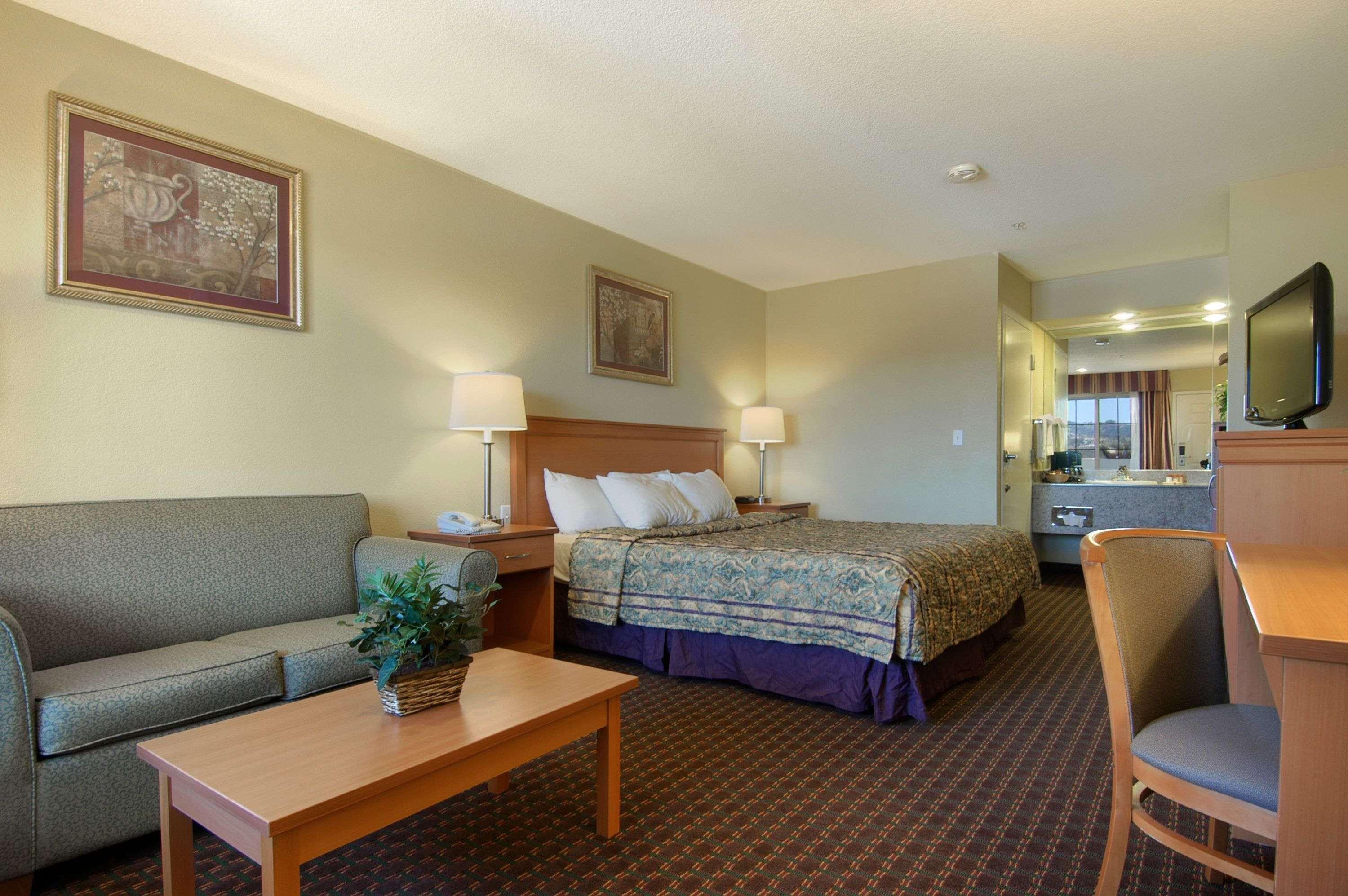 Triple King Size Bed