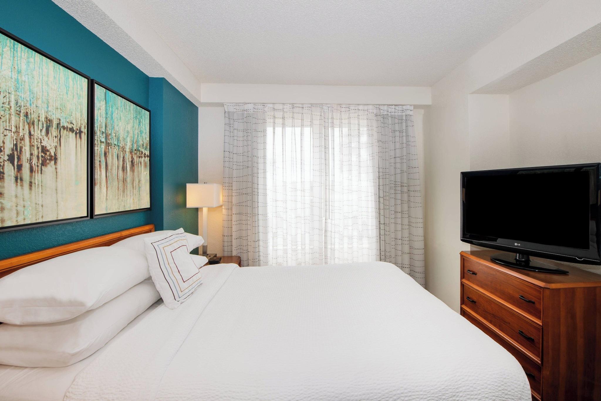 Suite Queen Size Bed