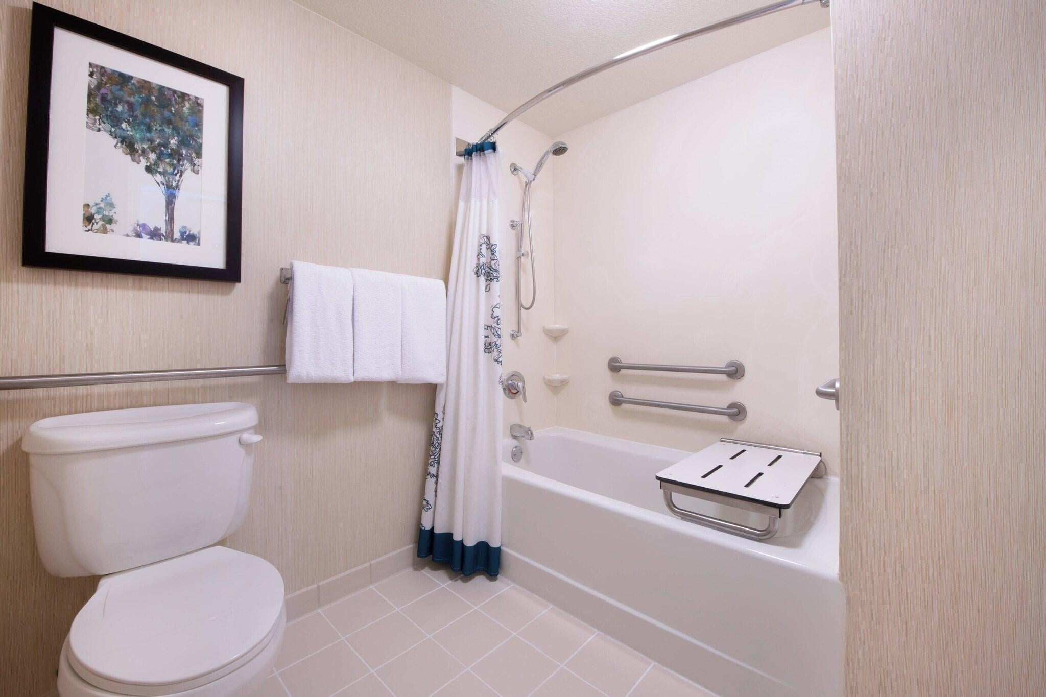 Suite Queen Size Bed