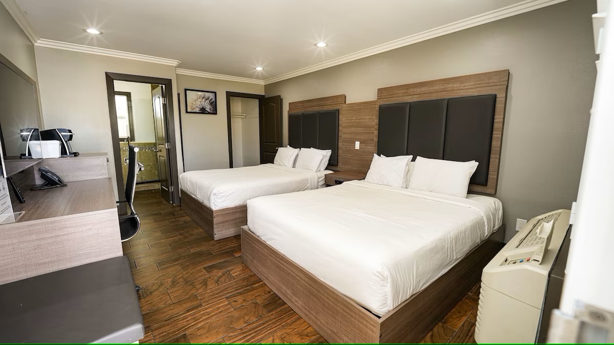 Double Accessible-two Queen Beds