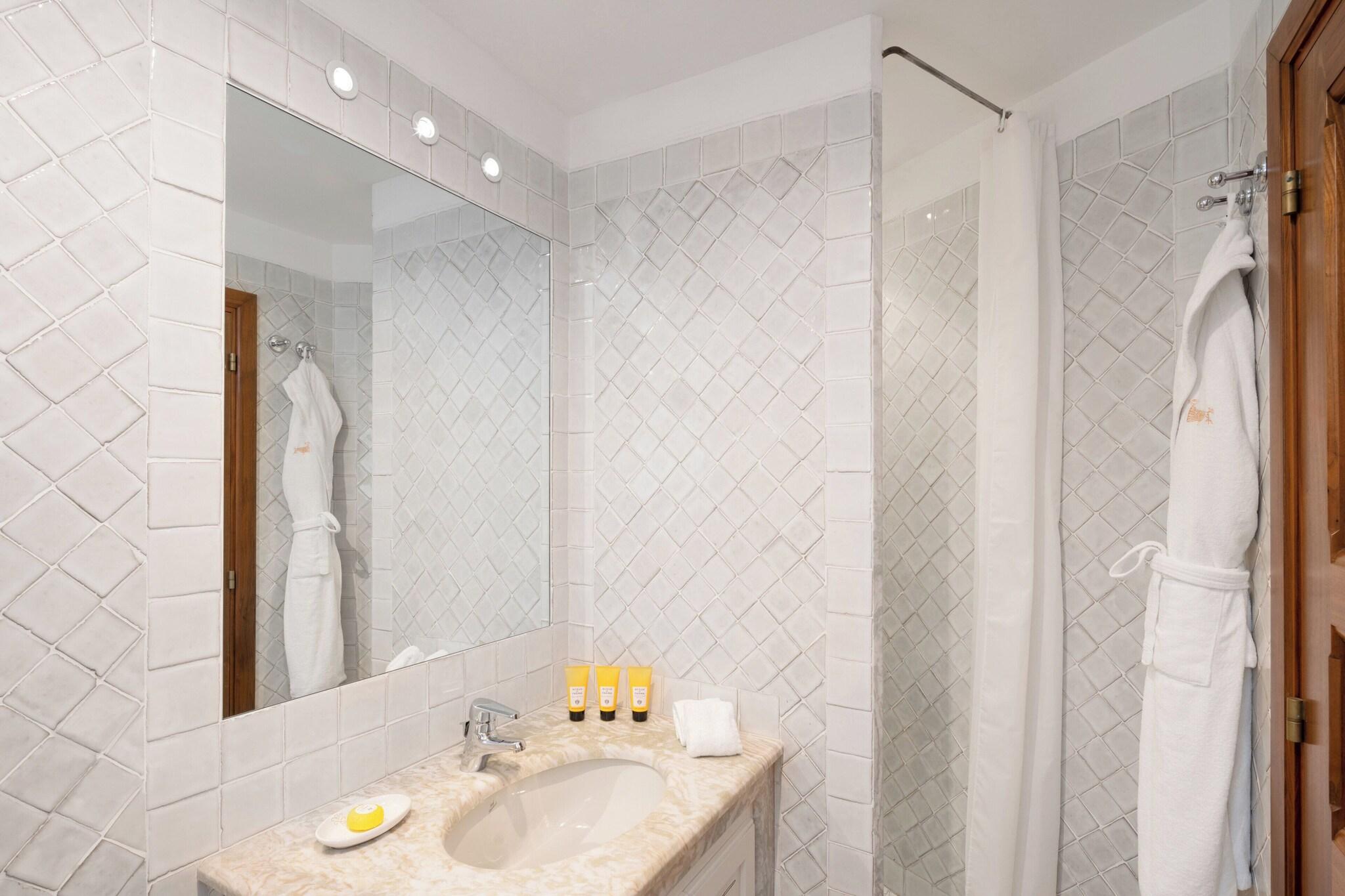 Suite King Bed Non Smoking