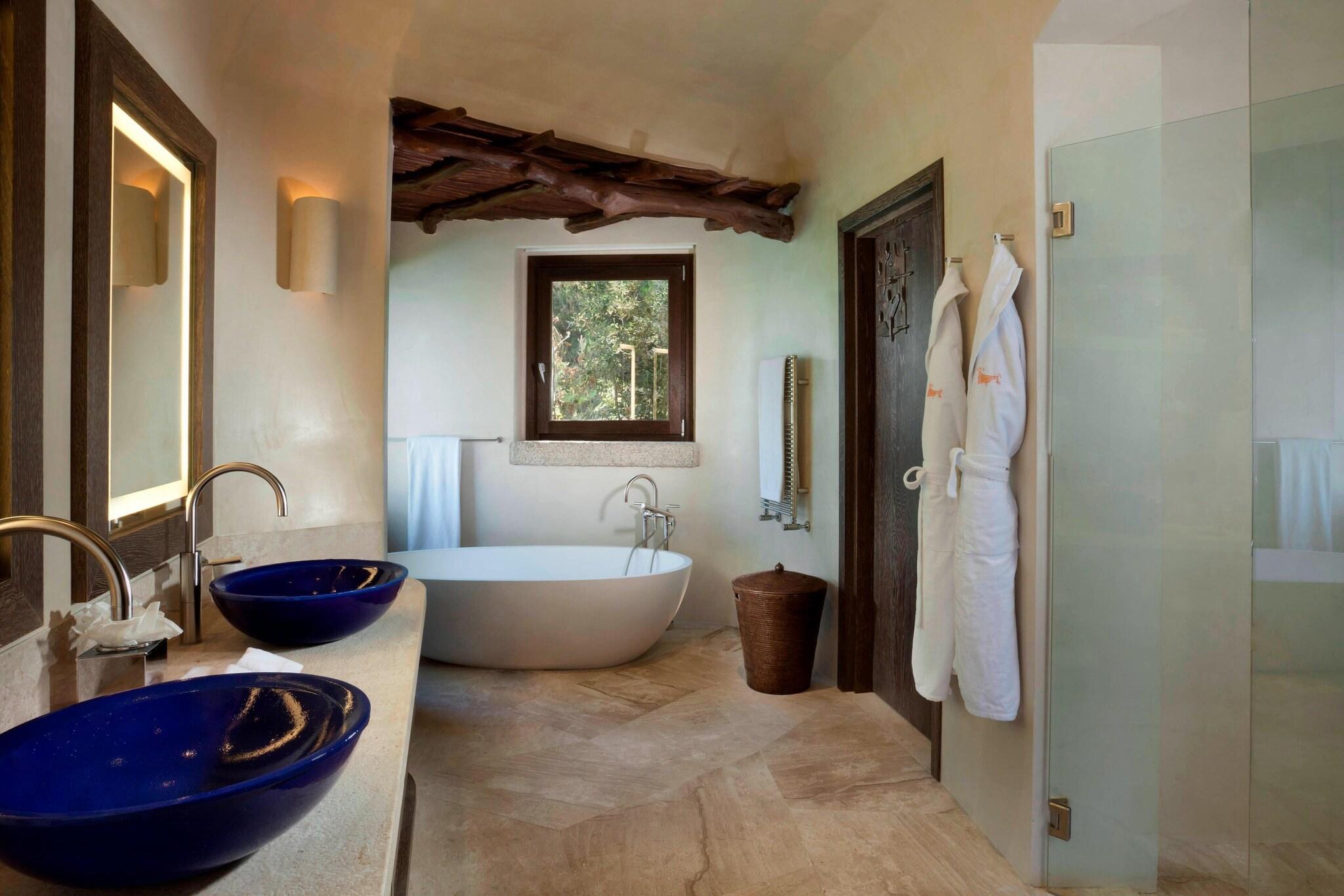 Suite with Private Pool