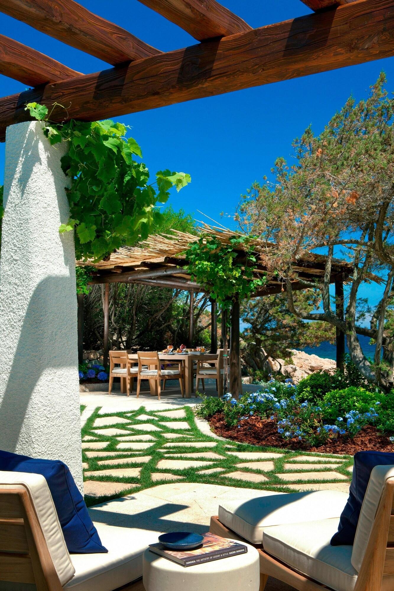 Villa King Bed Non Smoking