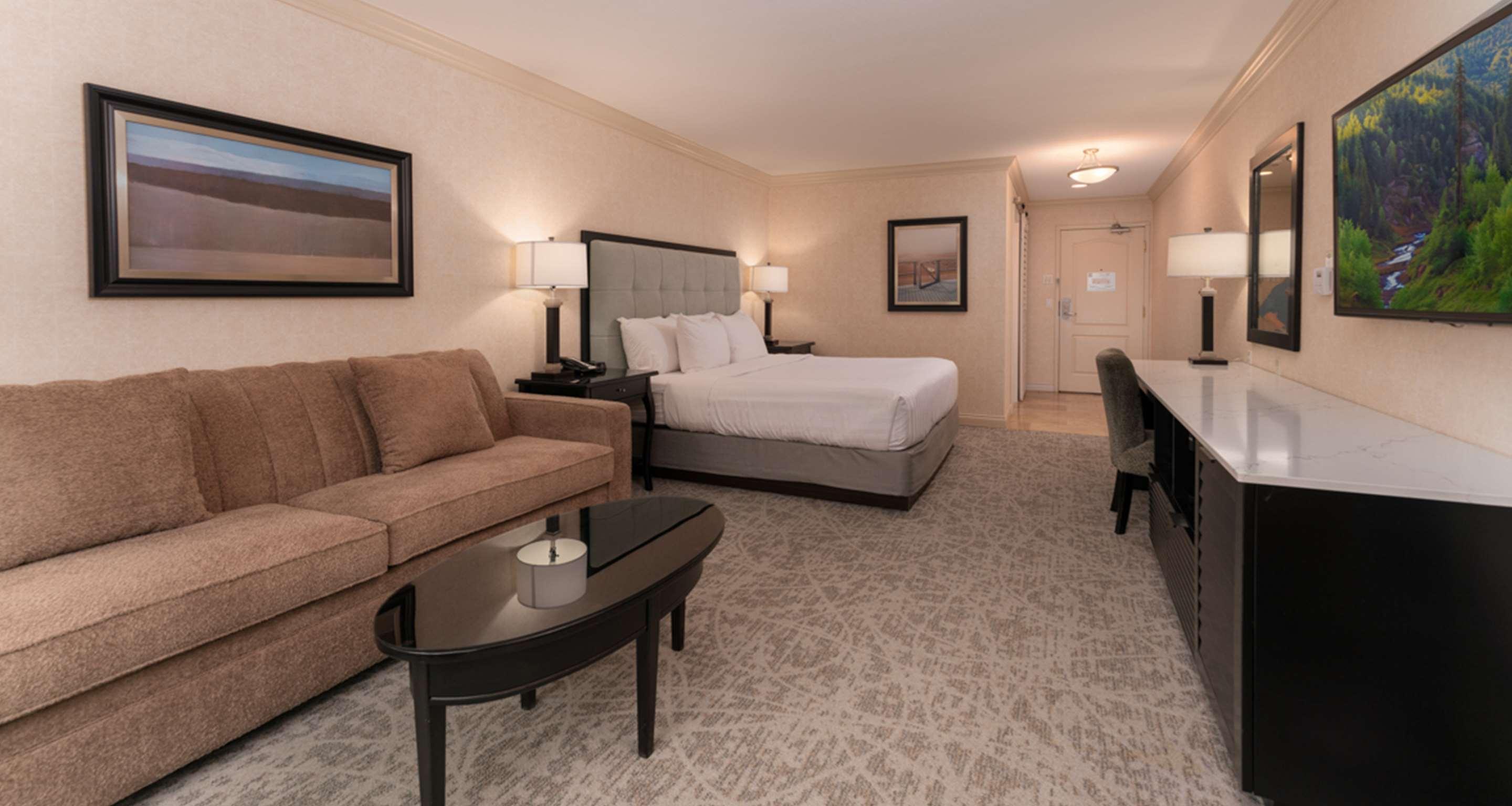 Family Room Two Queen Beds