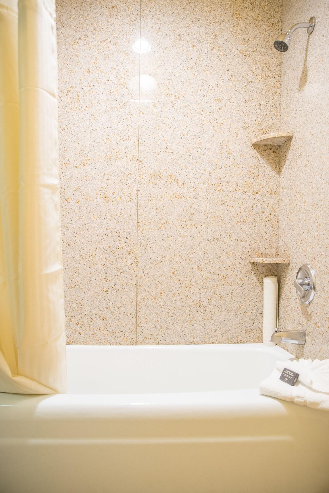 Double Deluxe King Bed