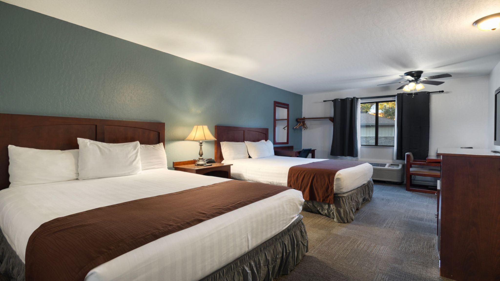 Double Queen Size Bed