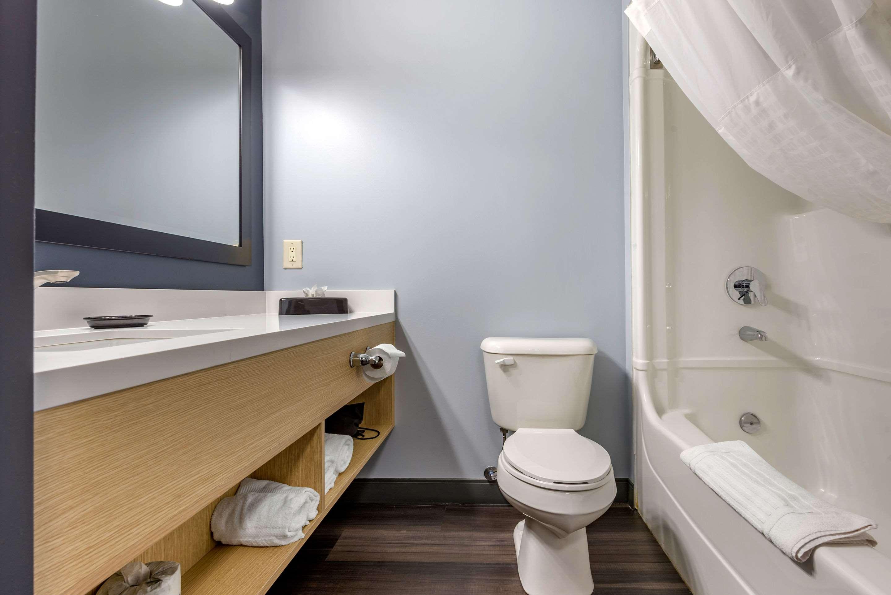 Suite Two Queen Beds