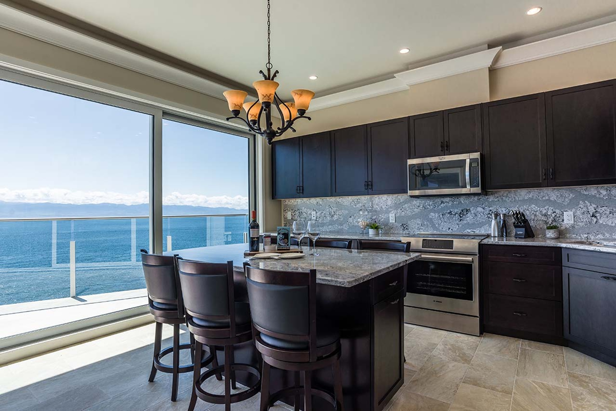 Suite Ocean View Two Bedrooms