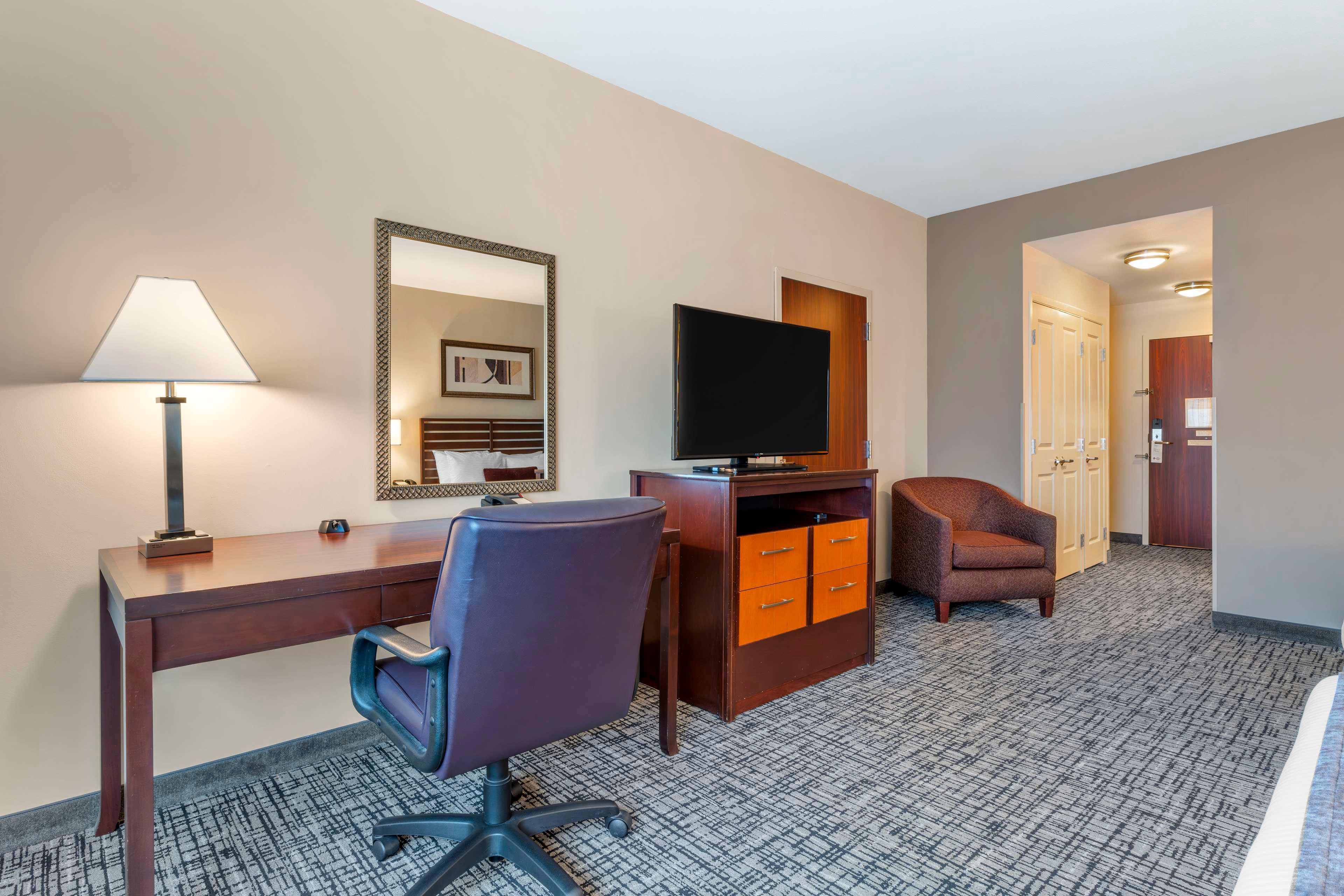 Quadruple Accessible