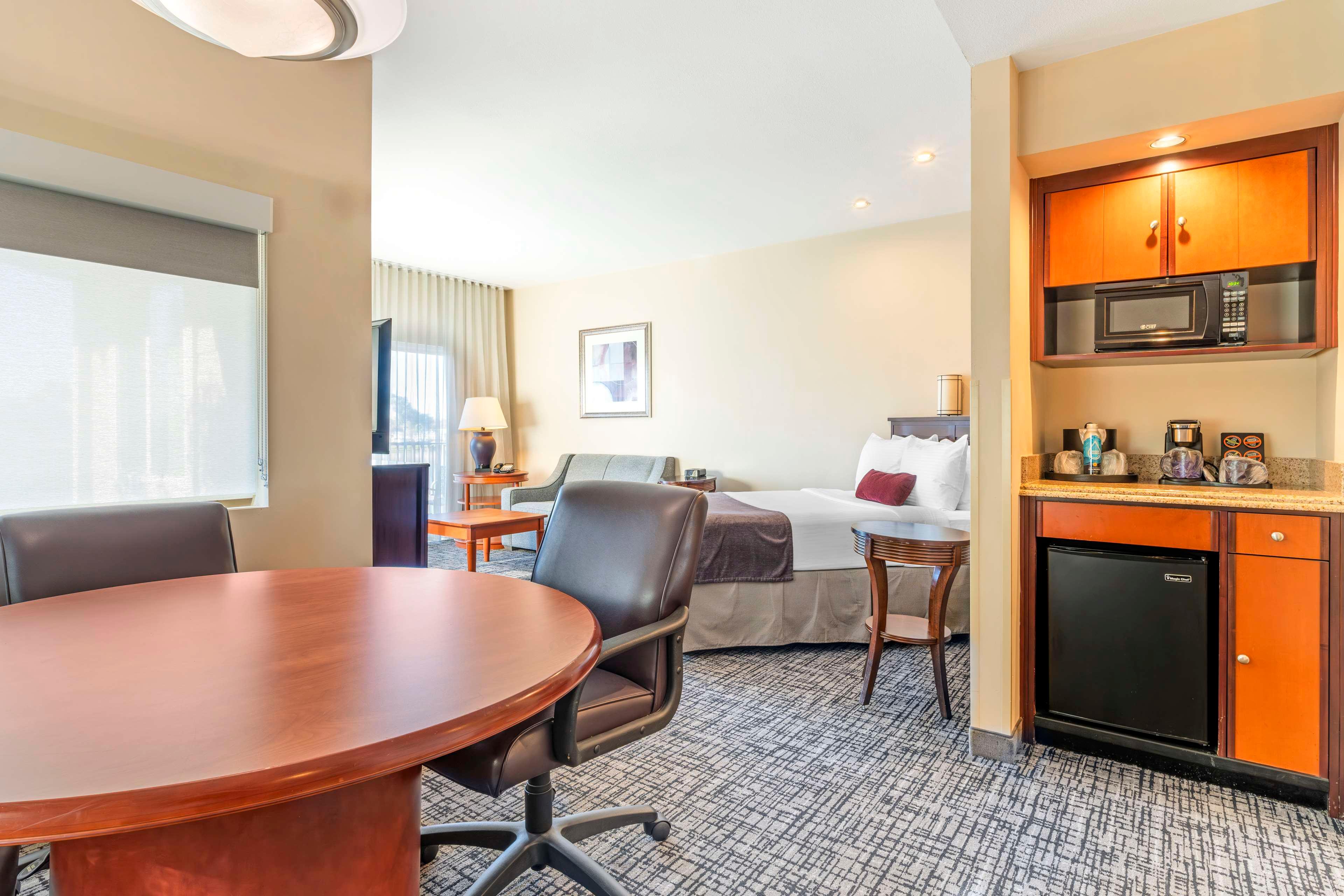 Double Queen Size Bed