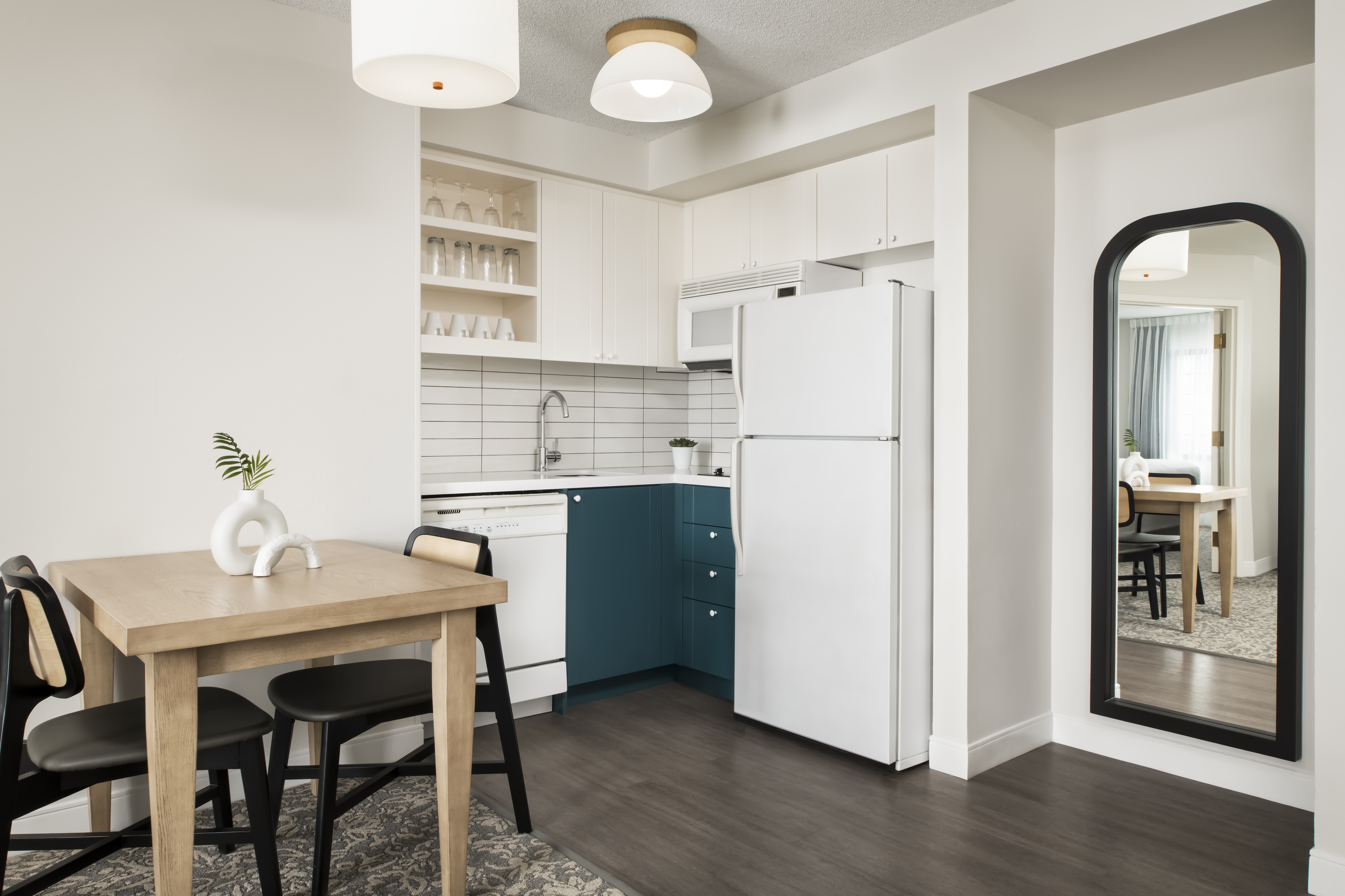 Studio King Size Bed