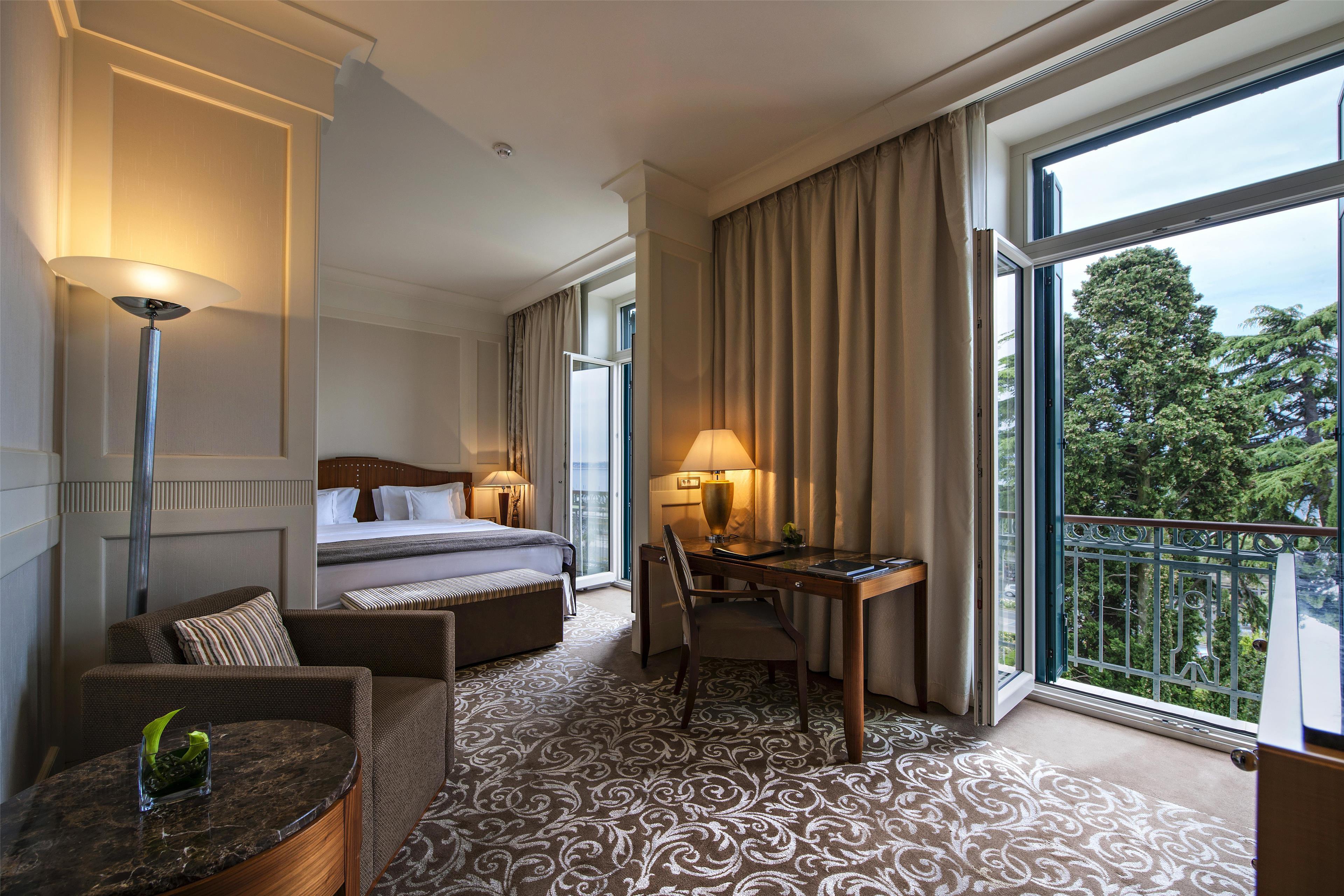 Room Deluxe Sea View