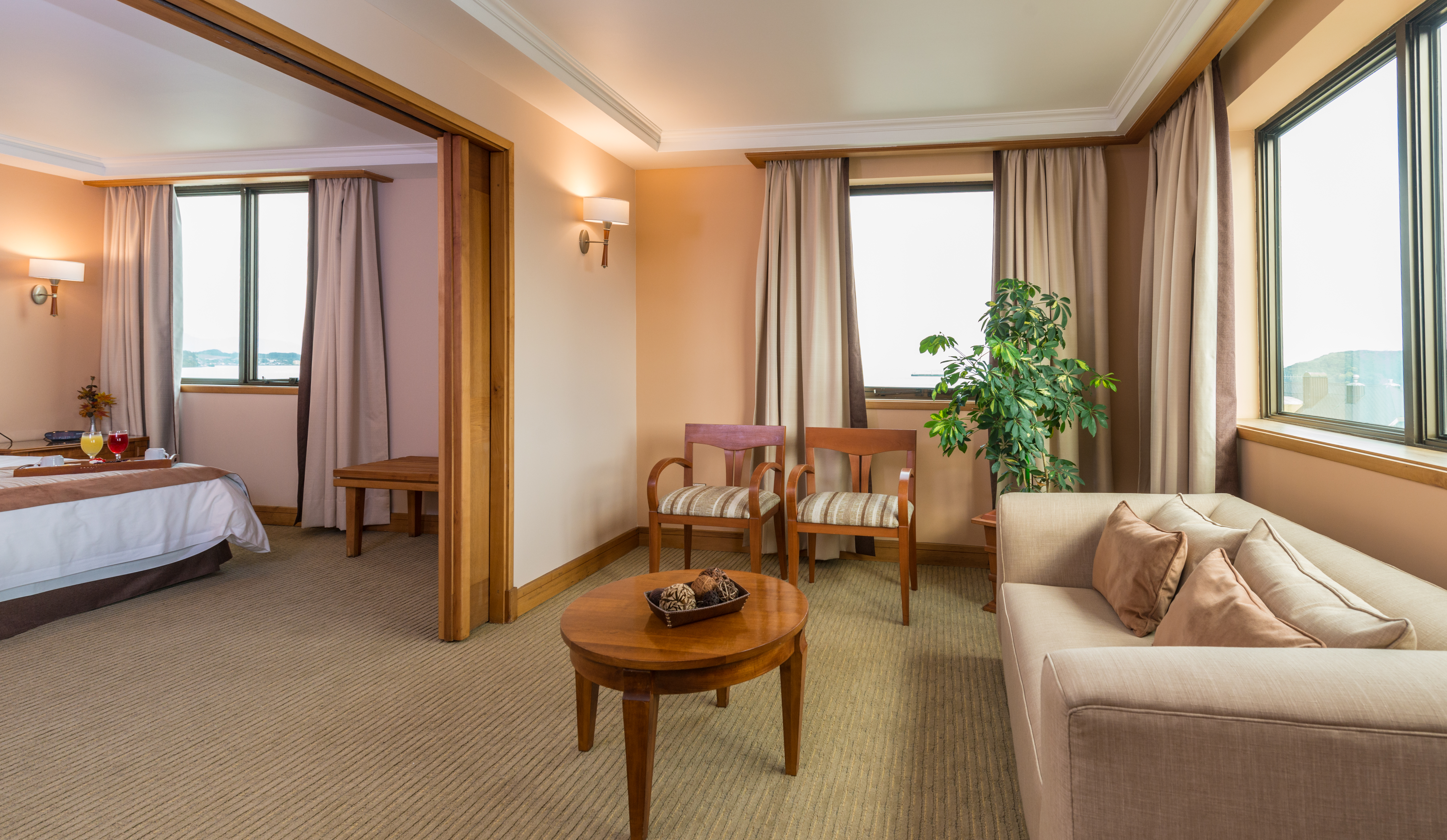 Suite Bay View King Bed