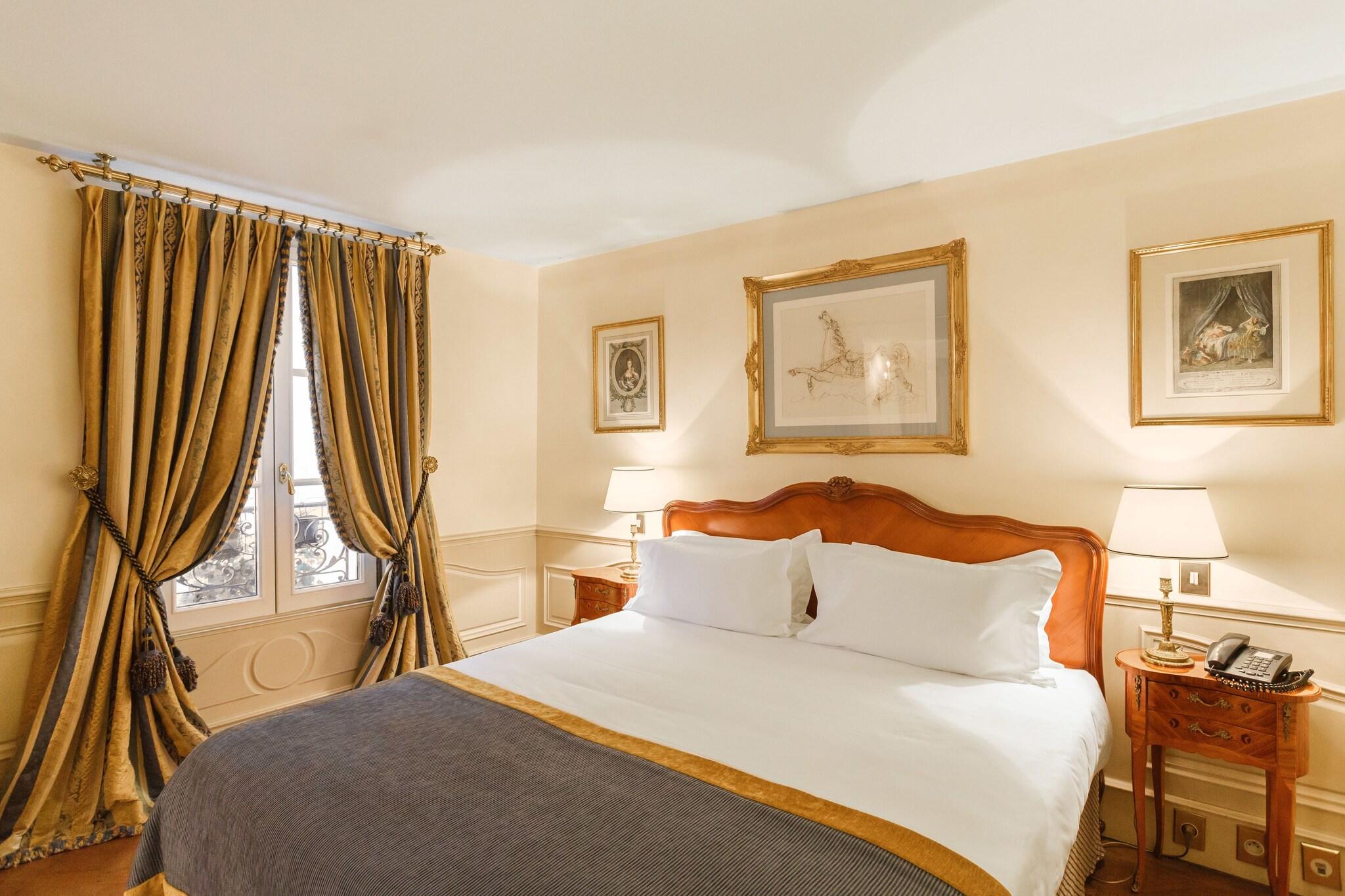 Junior Suite King Size Bed