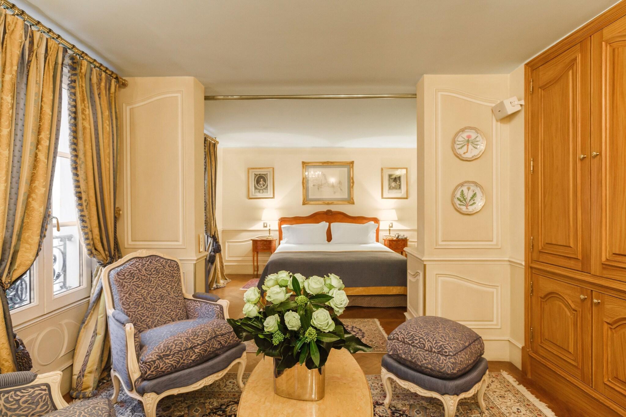 Junior Suite King Size Bed