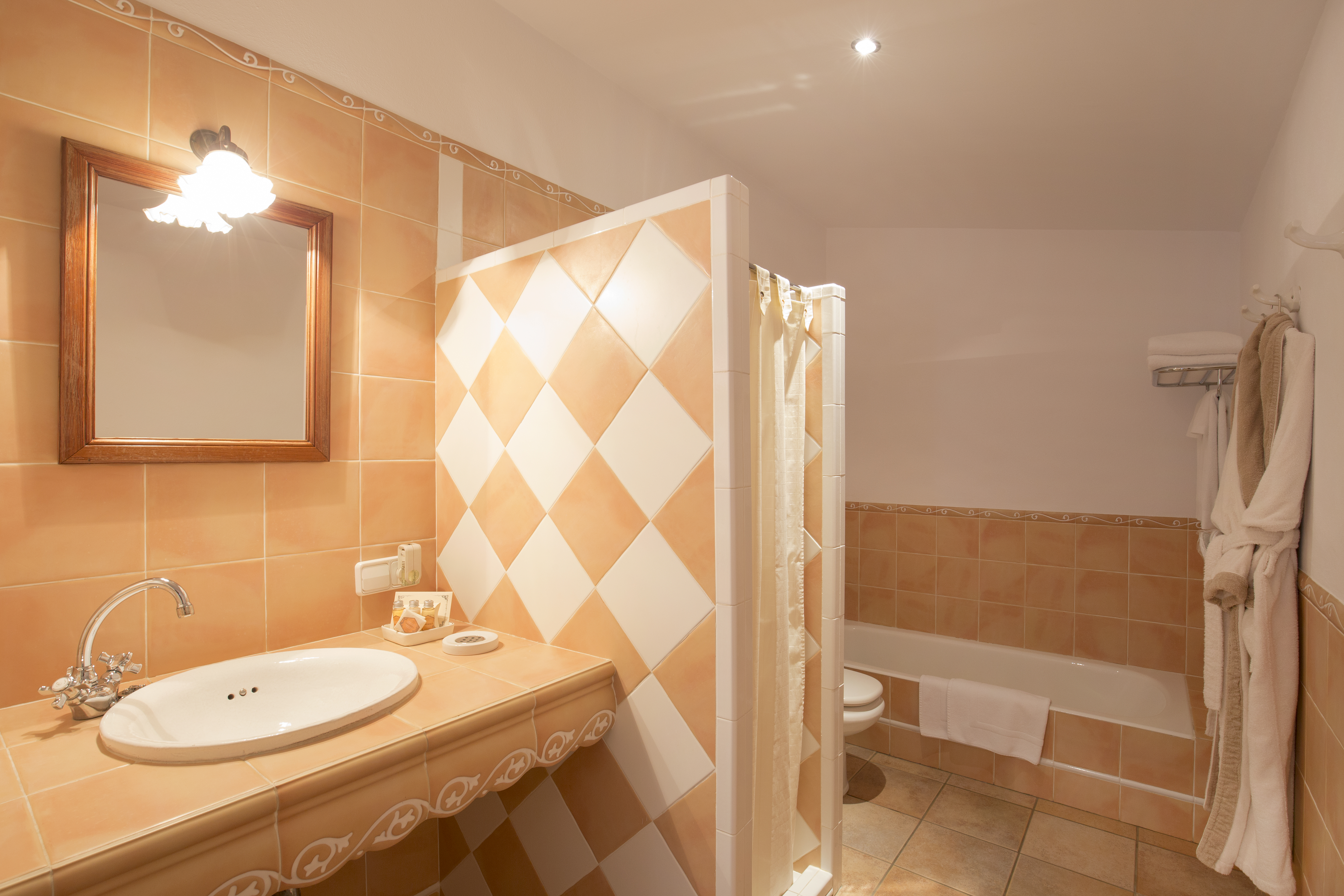 Double or Twin Standard