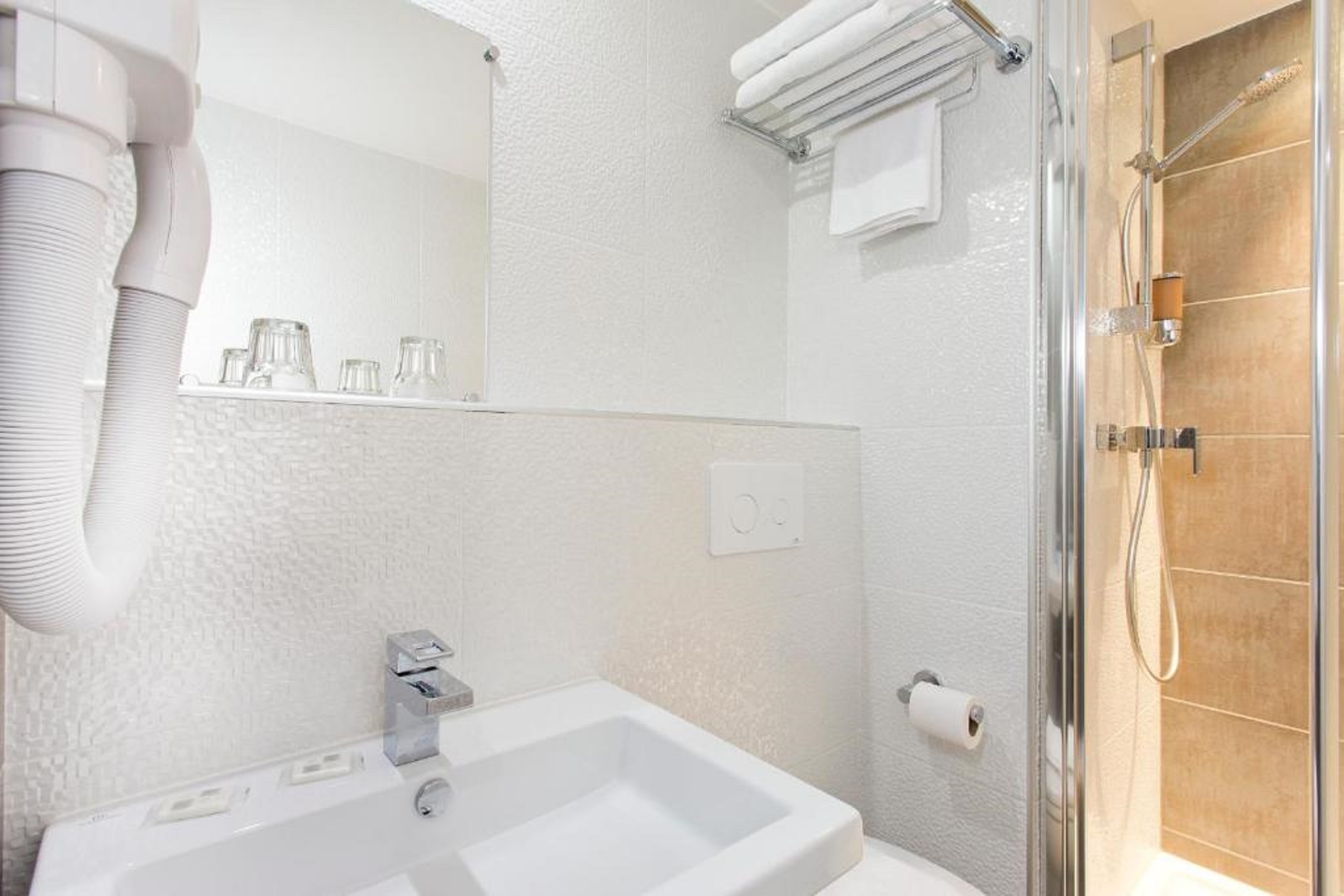 Double or Twin Superior