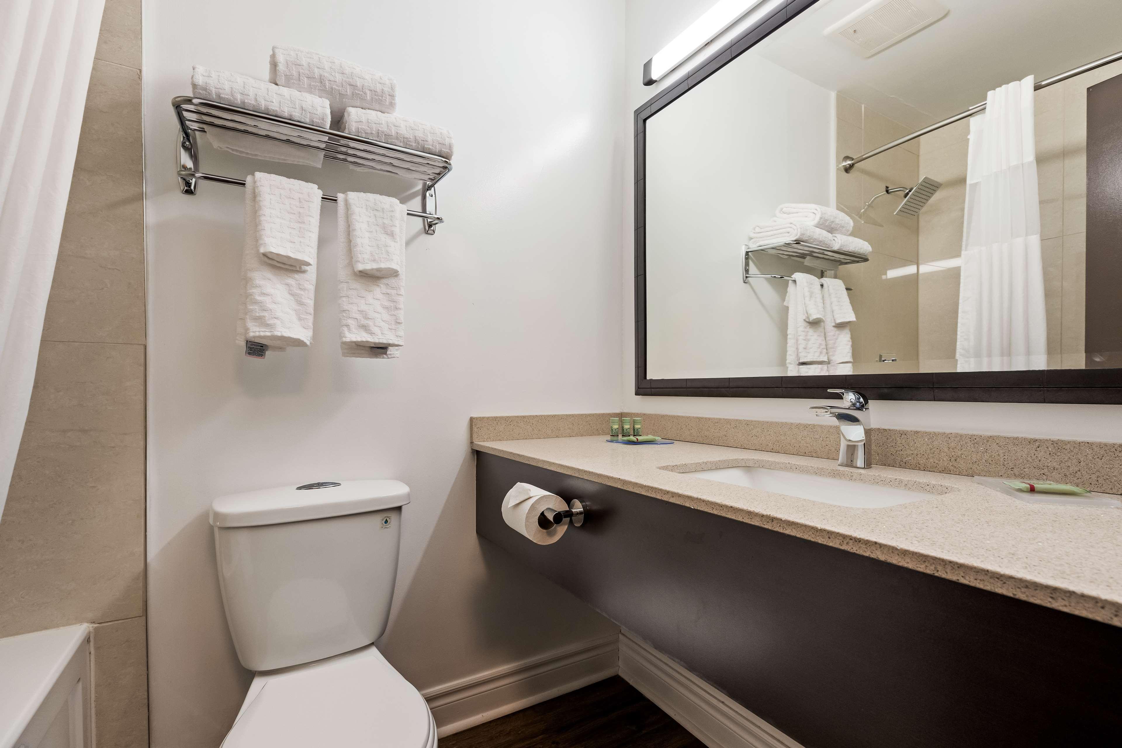 Room Two Double Beds Non Smoking