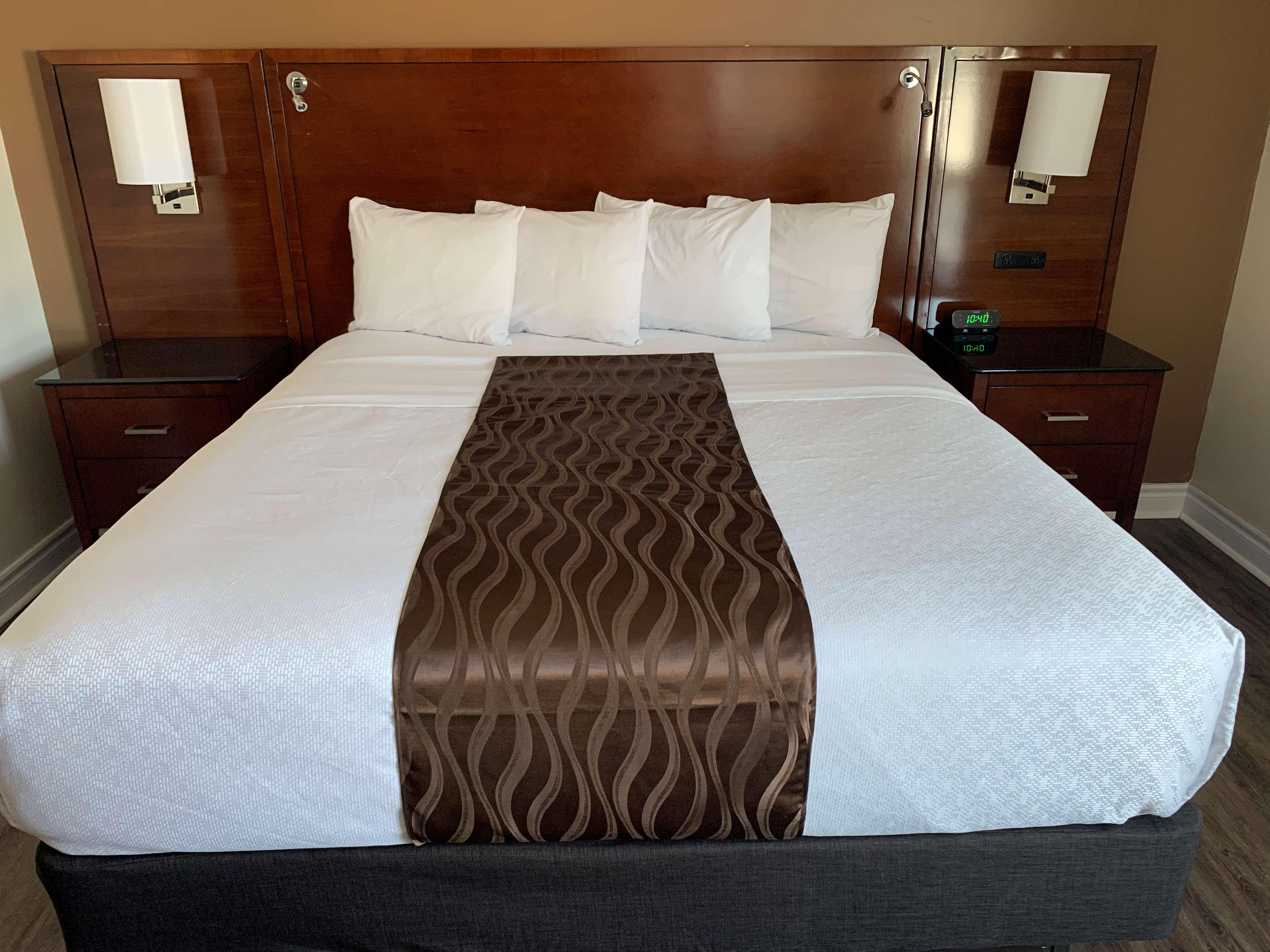 Room King Bed Non Smoking