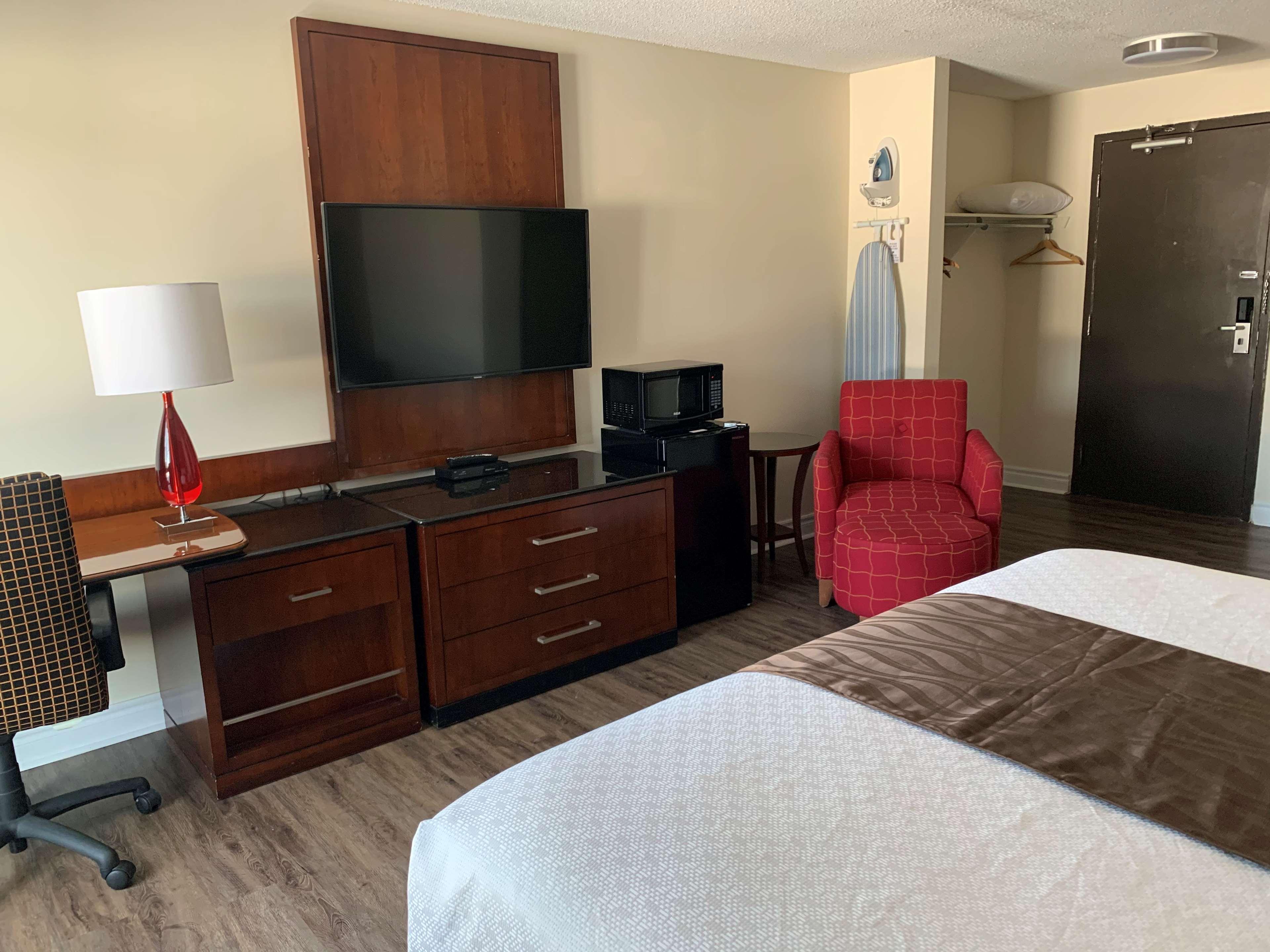 Room King Bed Non Smoking