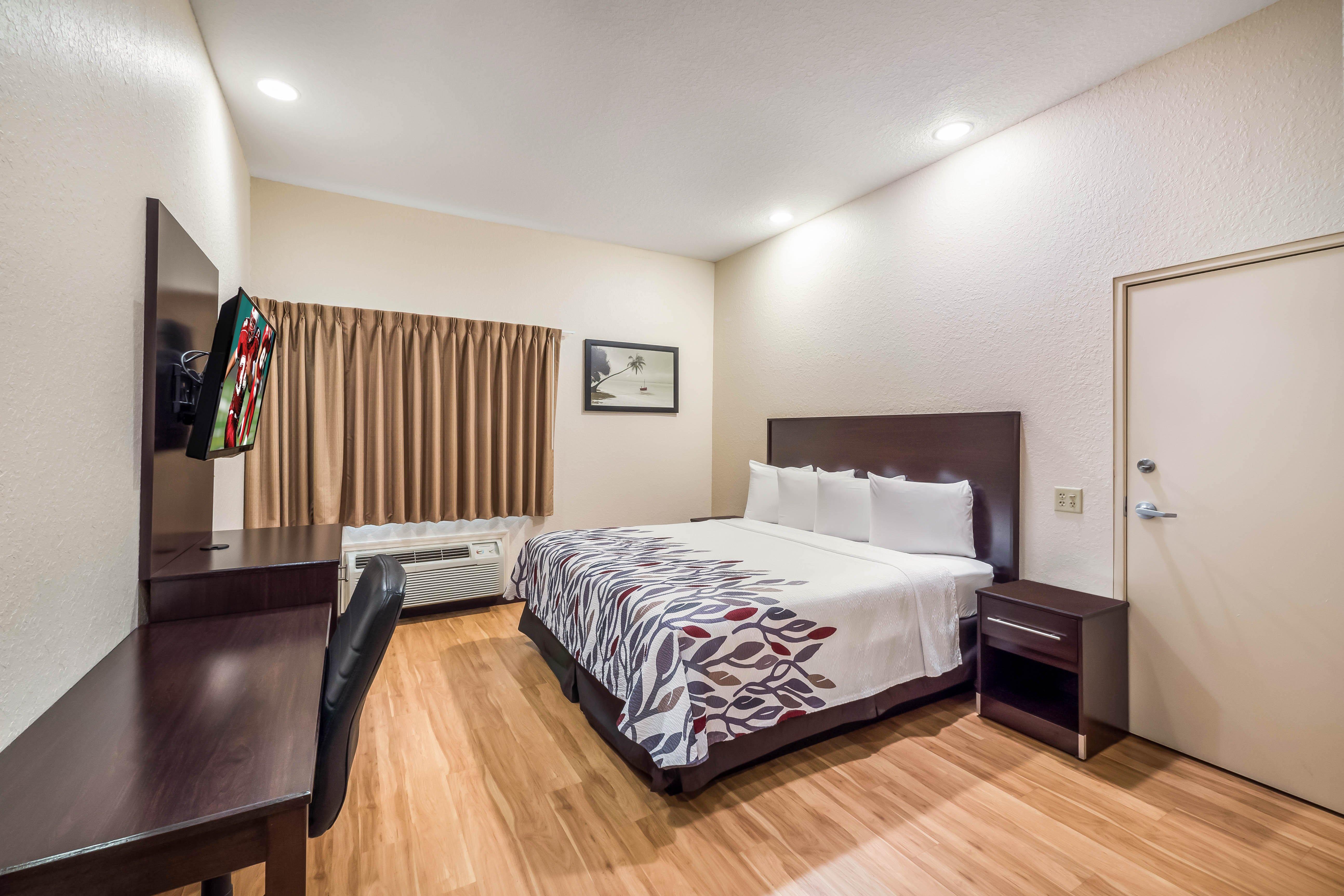 Room King Bed Non Smoking