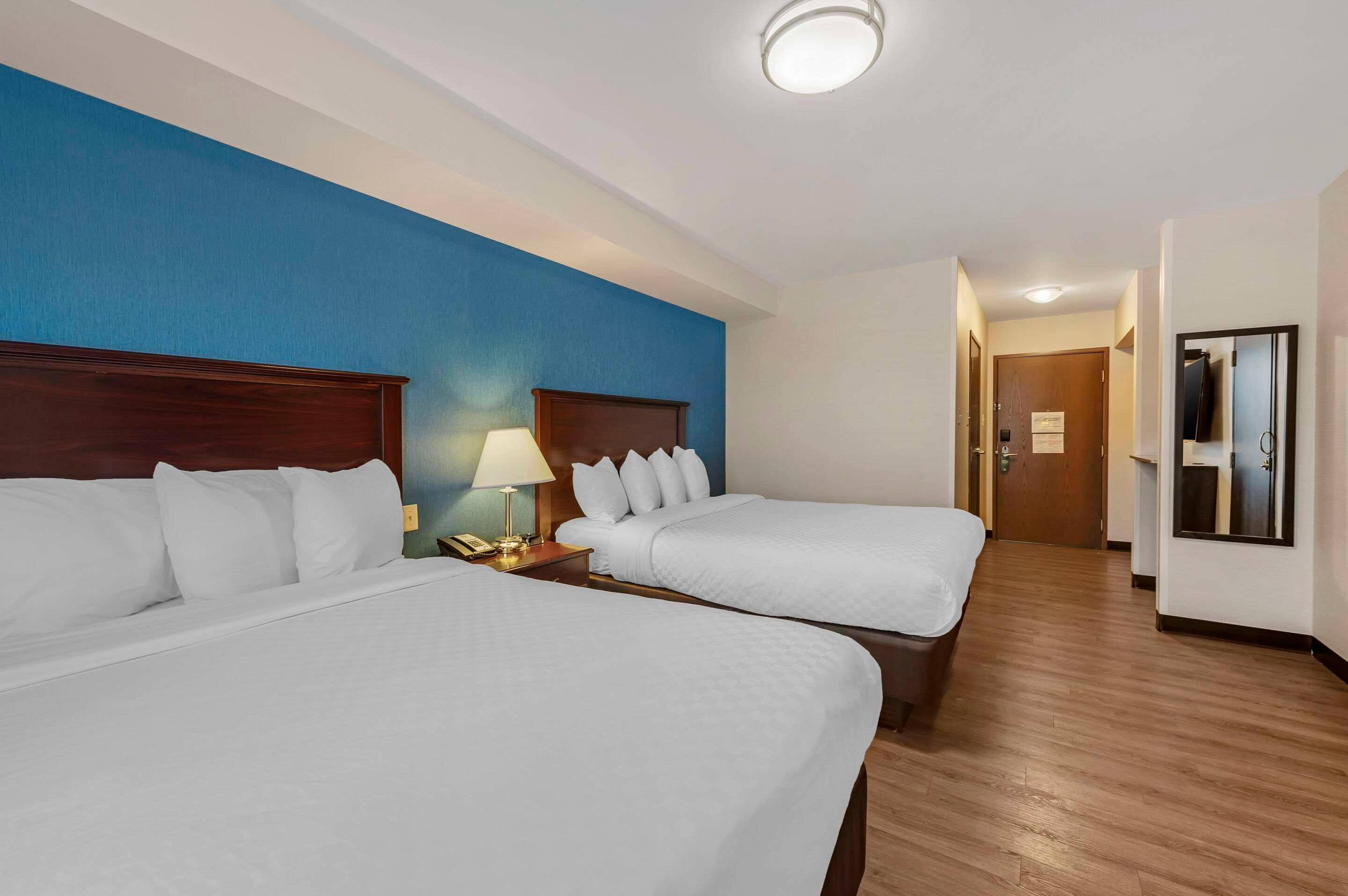 Double Two Queen Beds