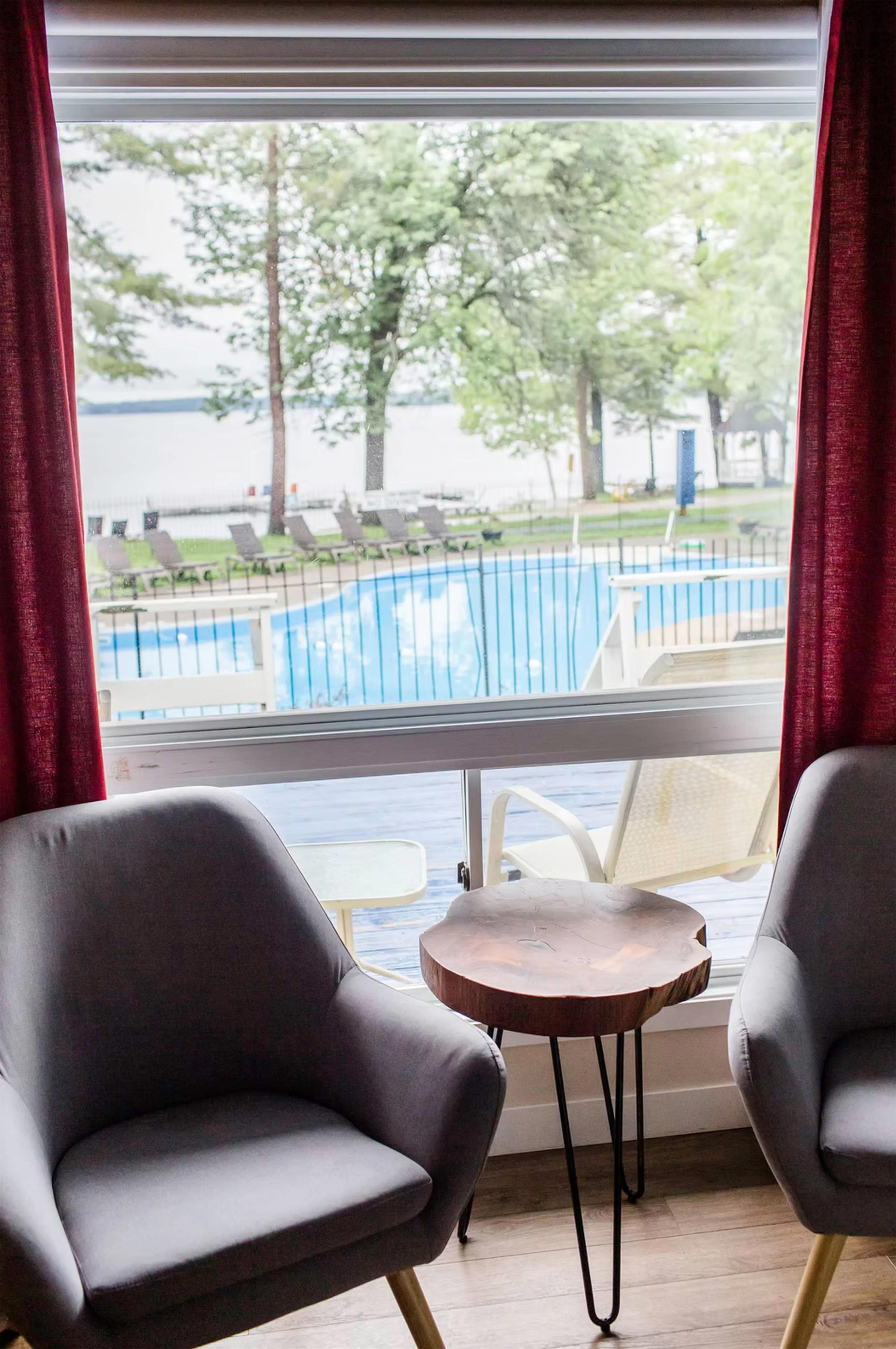 Double Queen Size Bed