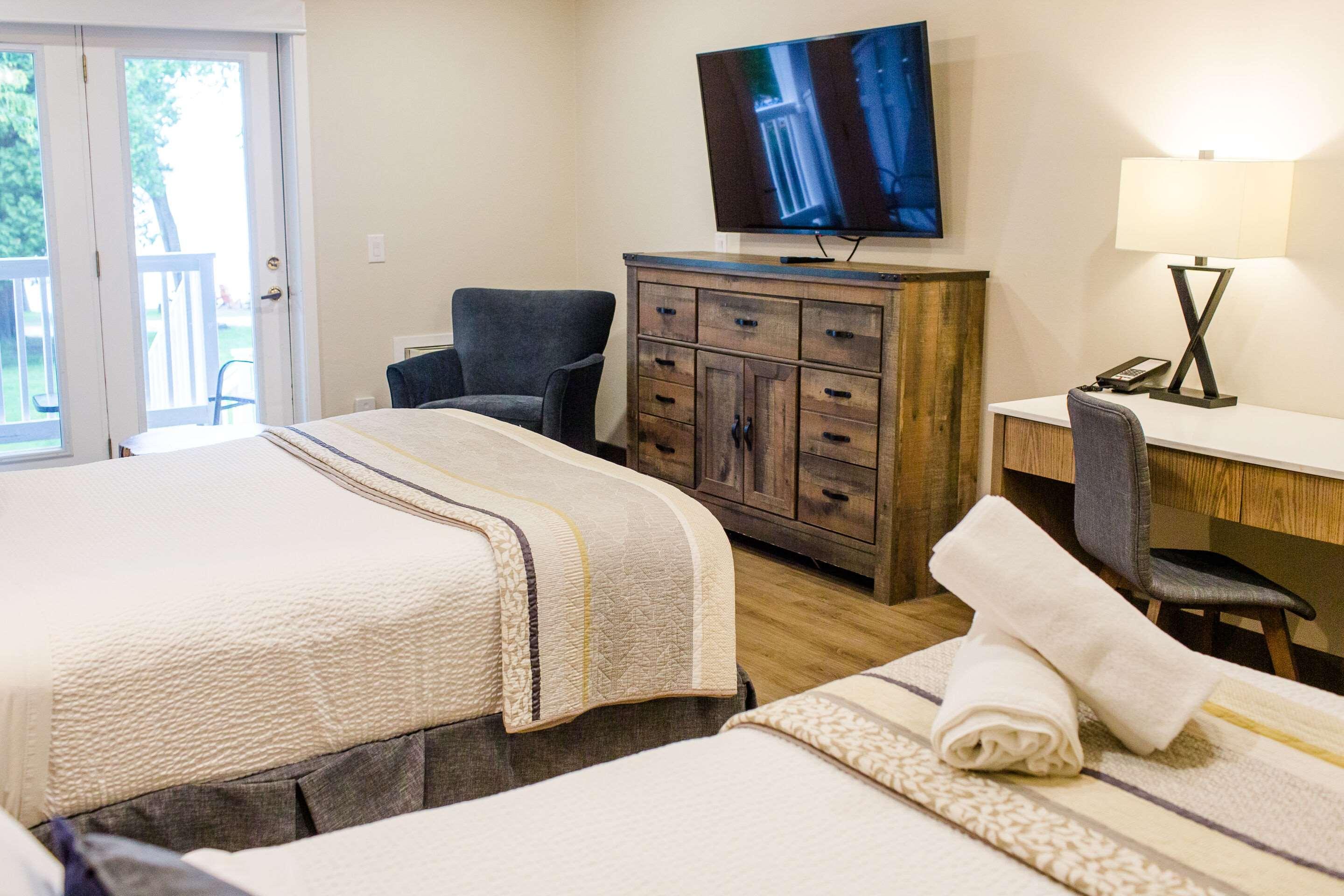 Double Two Queen Beds