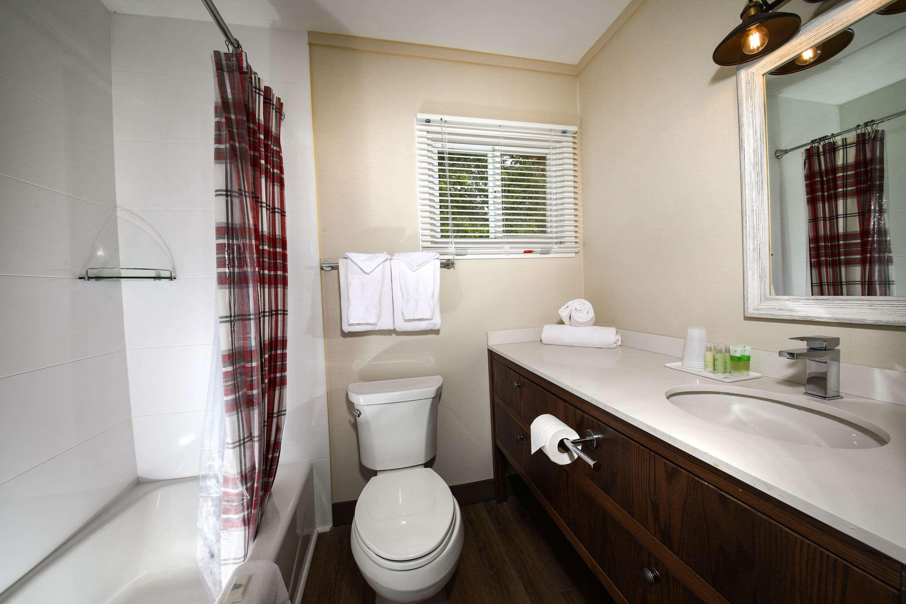 Double Queen Size Bed