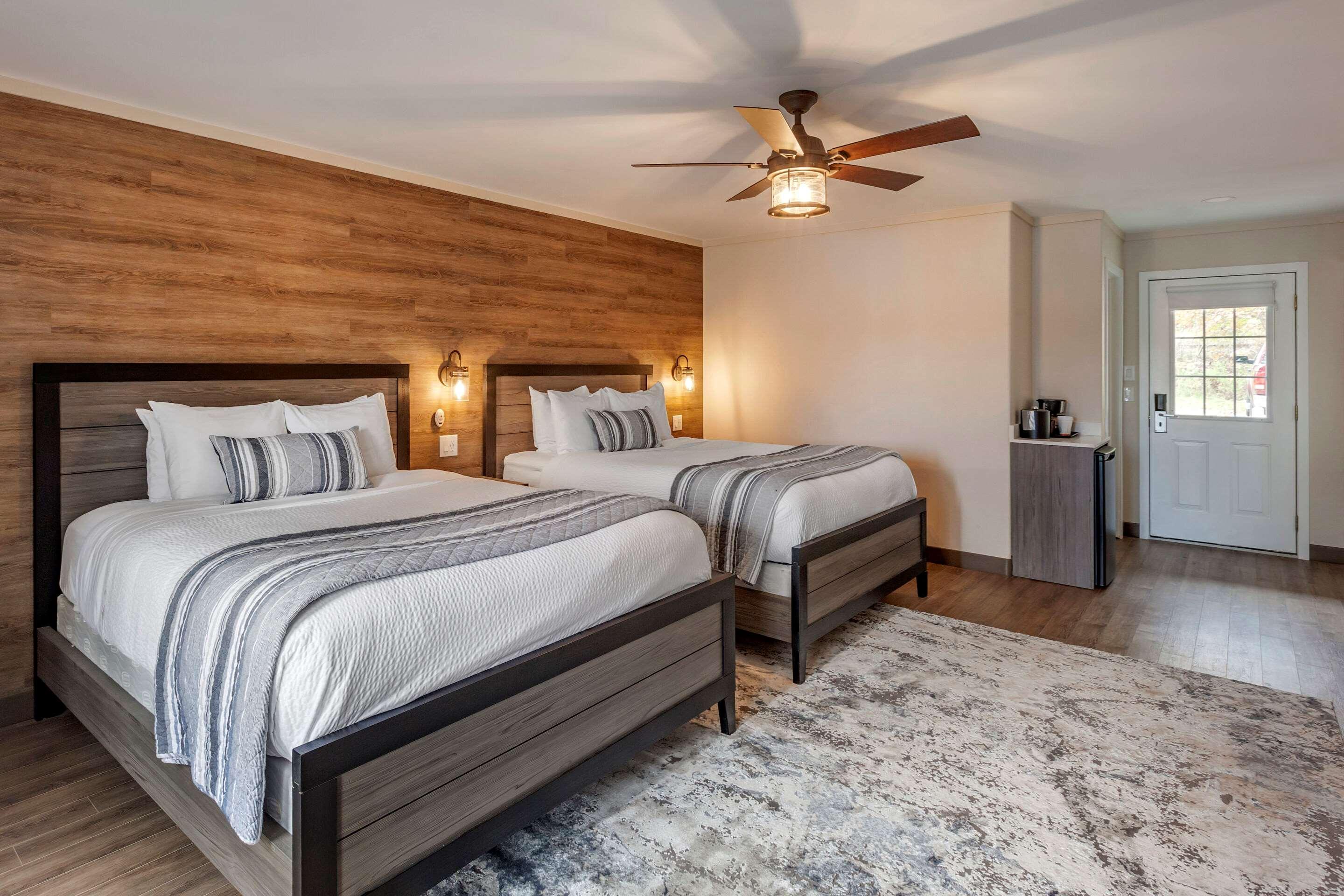 Double Two Queen Beds