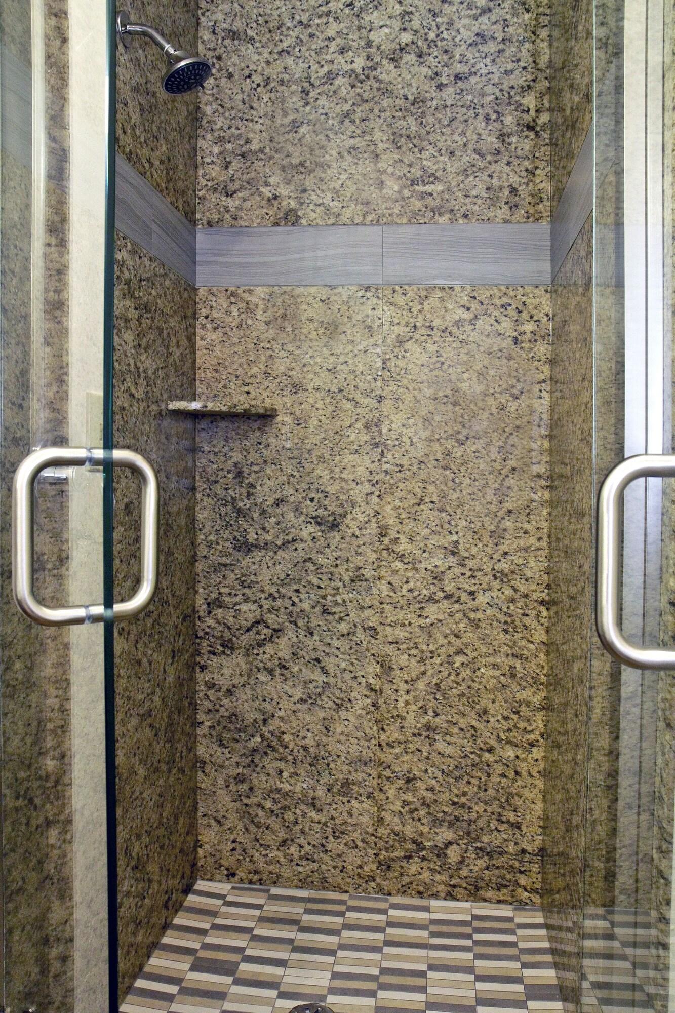 Double Two Queen Beds Non Smoking