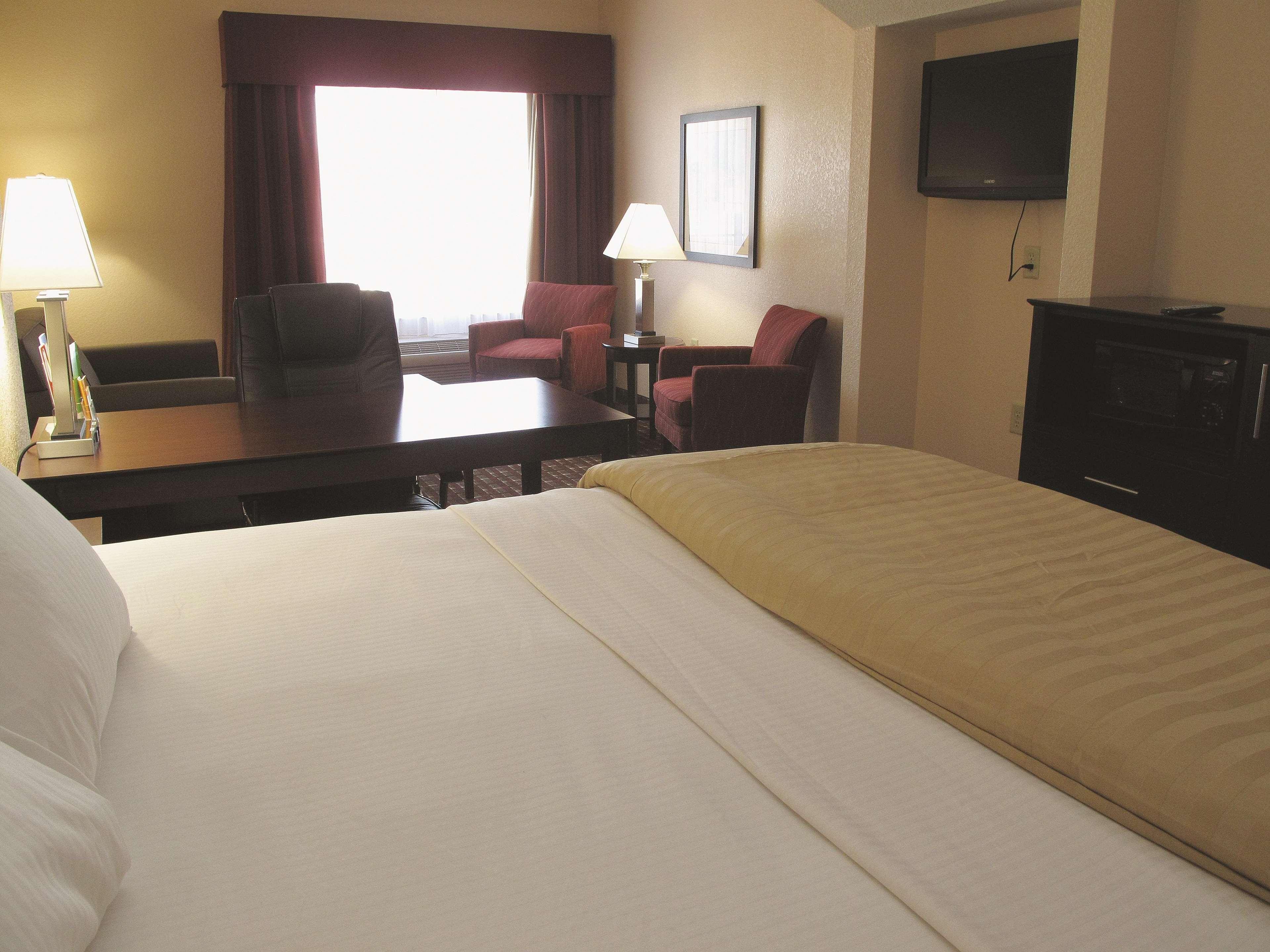 Double King Bed Non Smoking