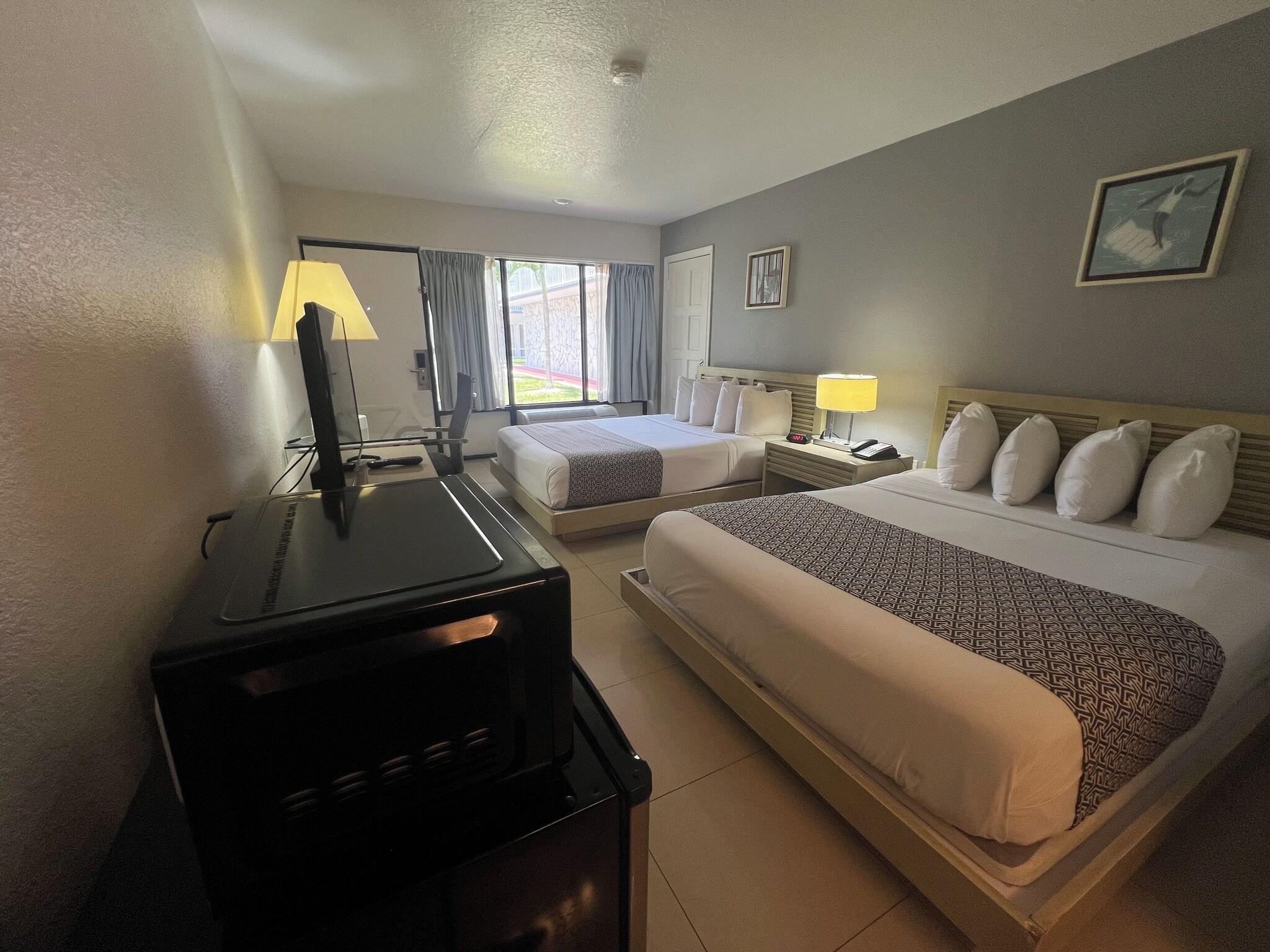 Double Deluxe Two Queen Beds