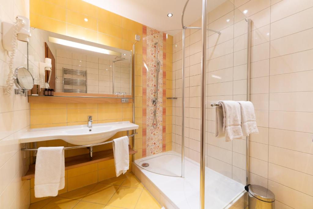 Double or Twin with Views