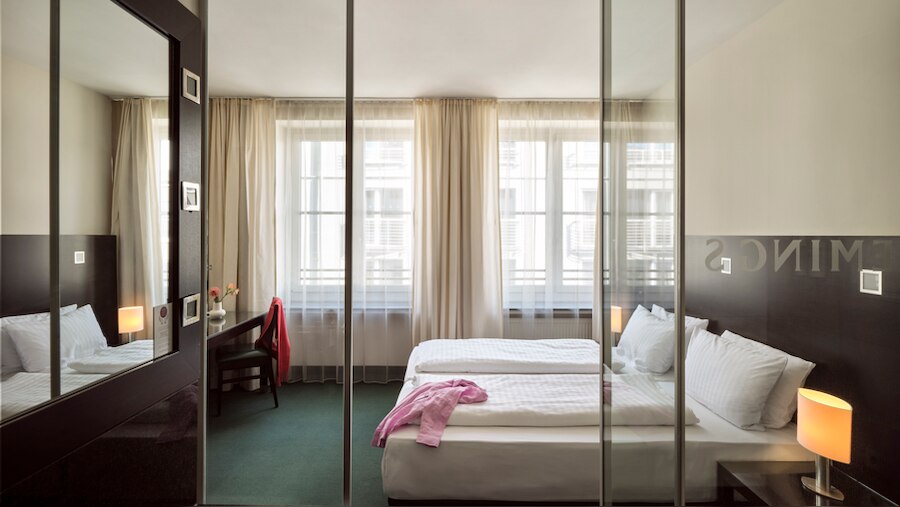 Double Single Superior