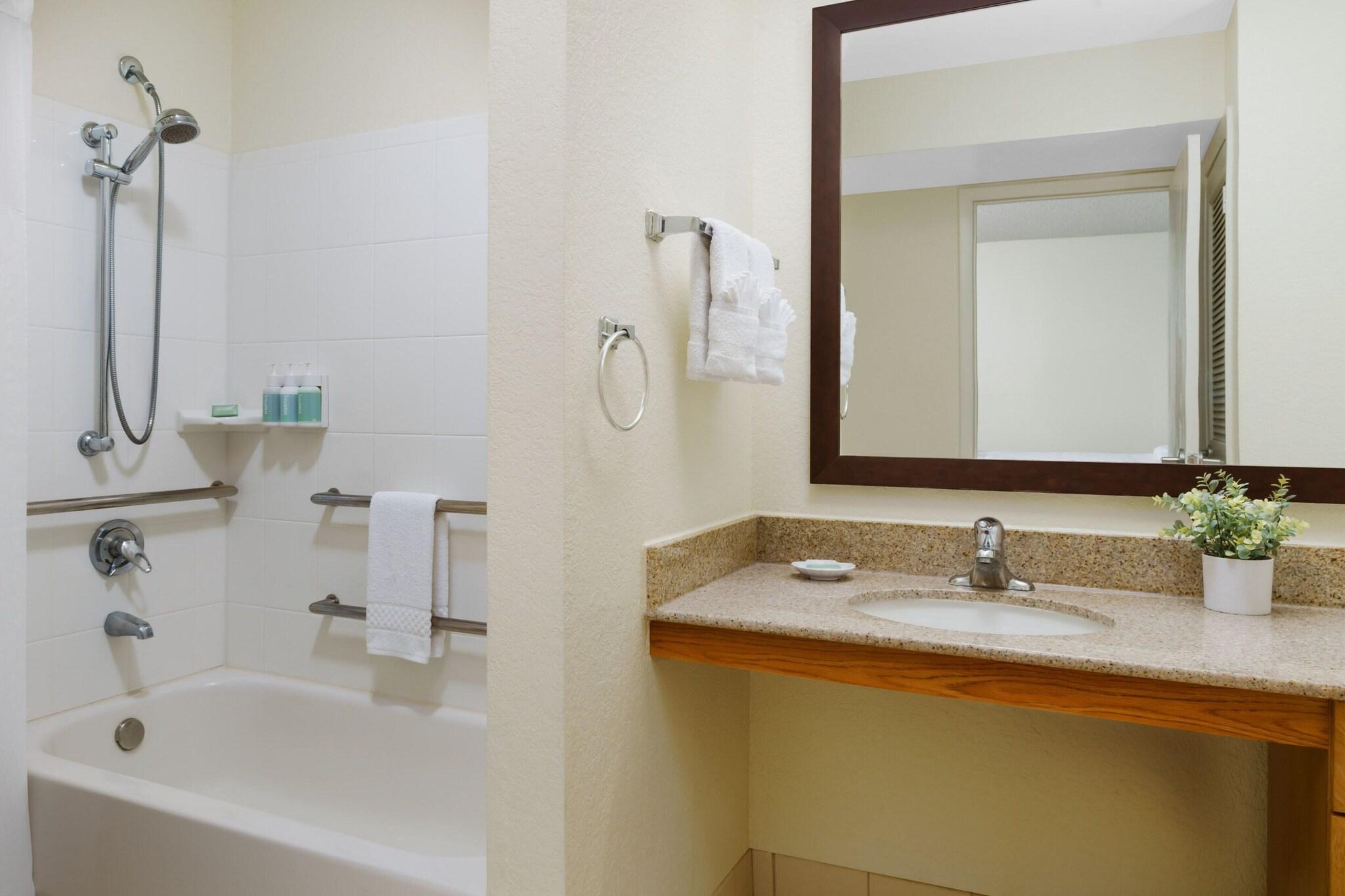 Studio King Size Bed