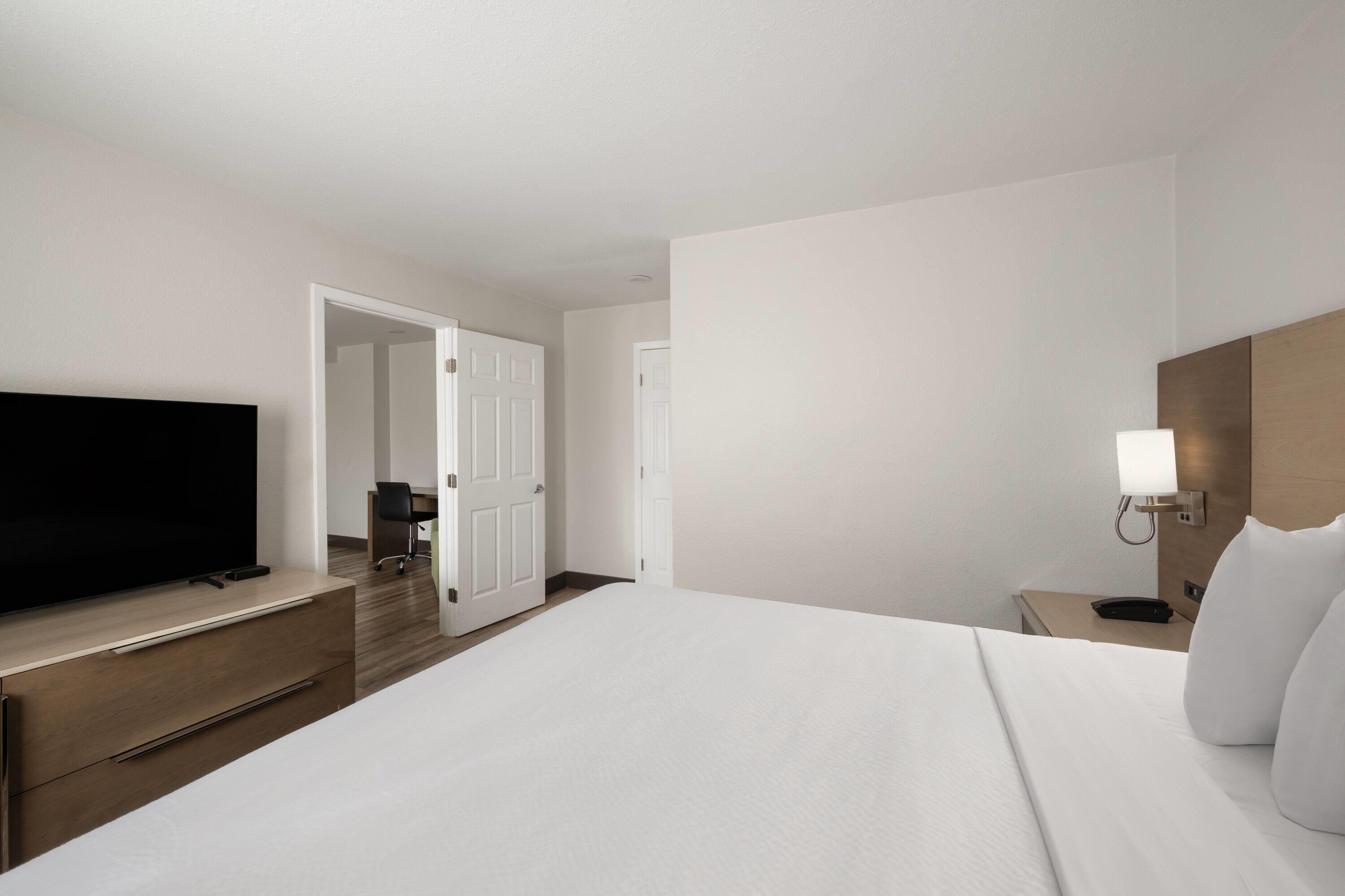 Suite King Bed Non Smoking