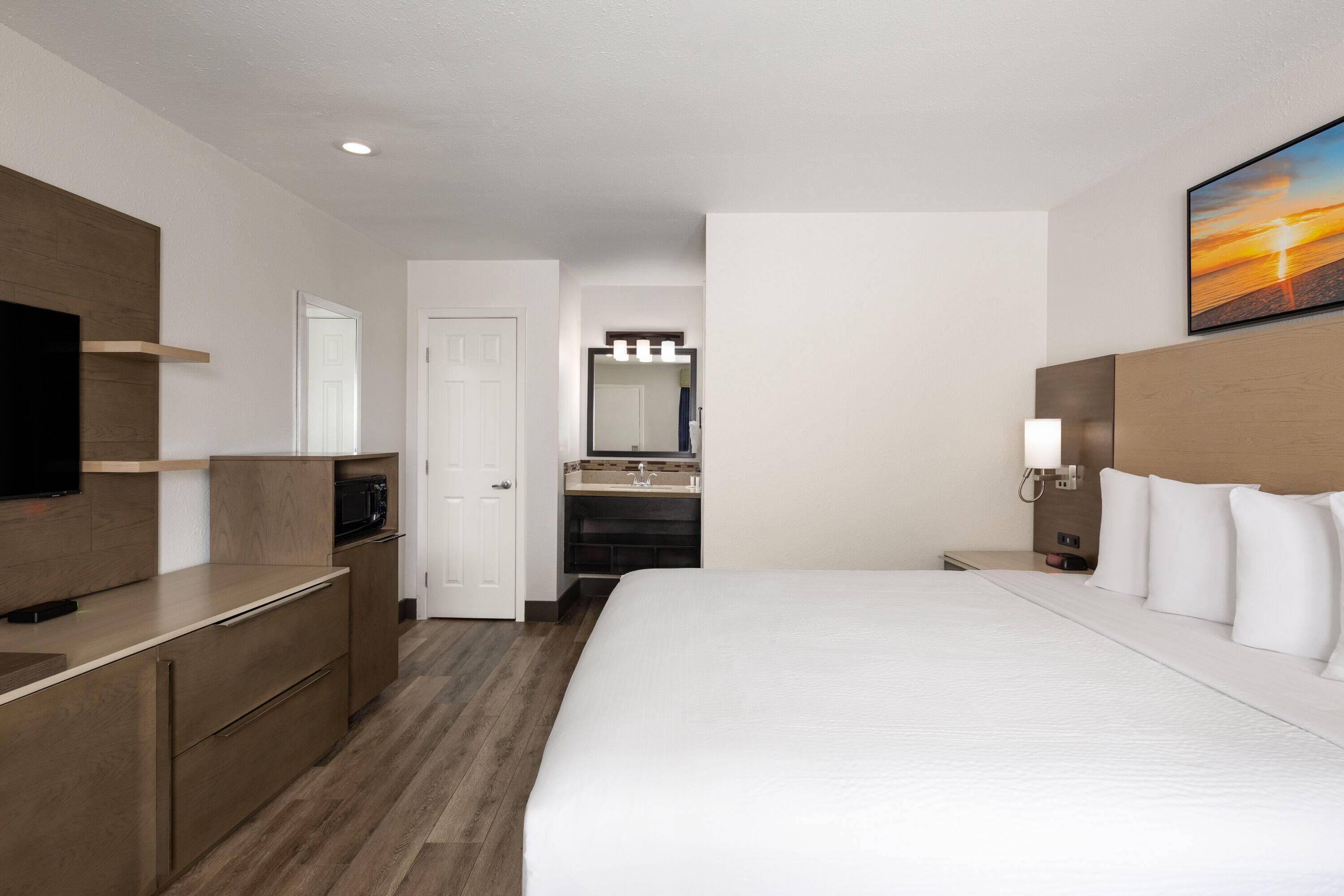 Double King Bed Non Smoking