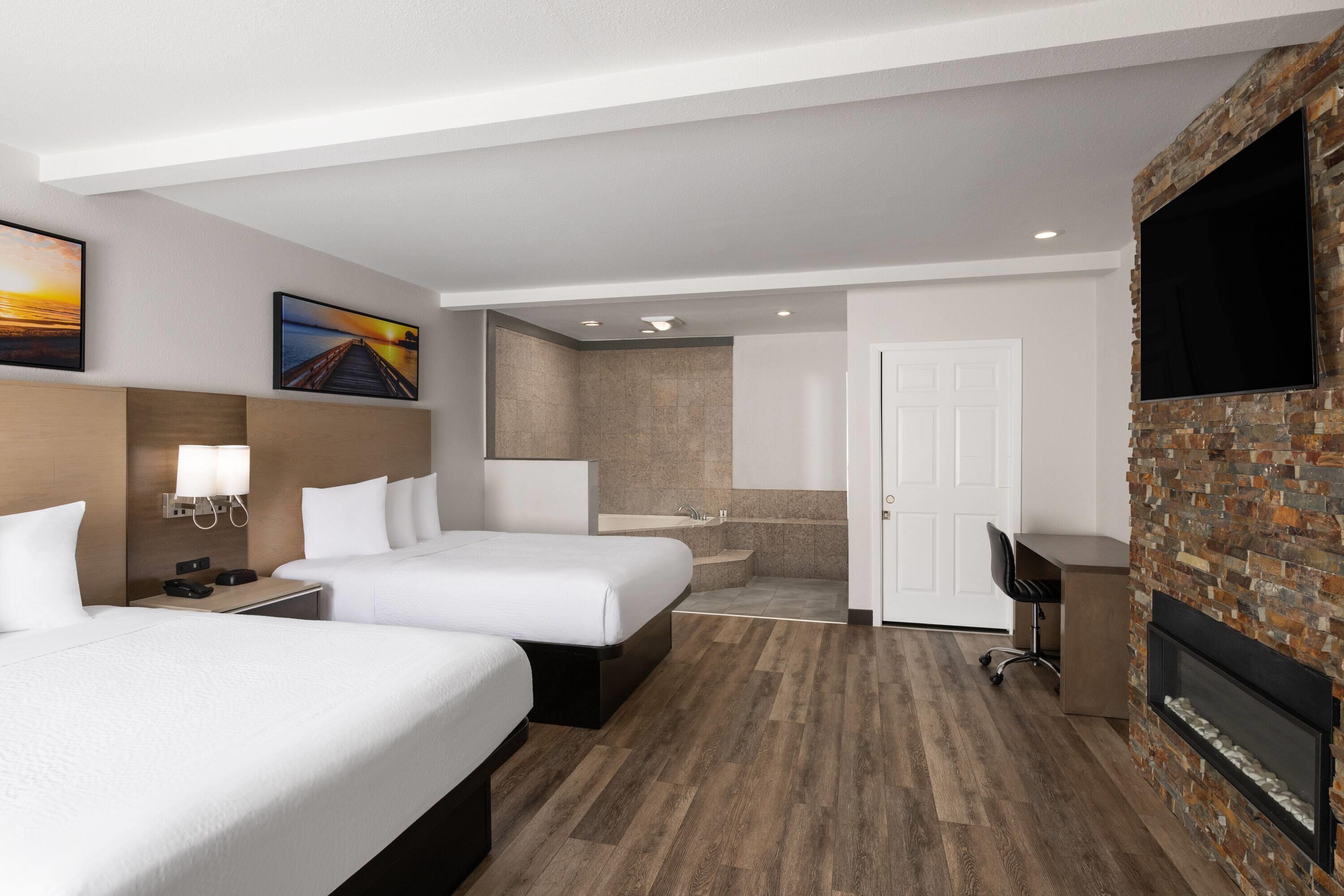Suite Two Queen Beds Non Smoking