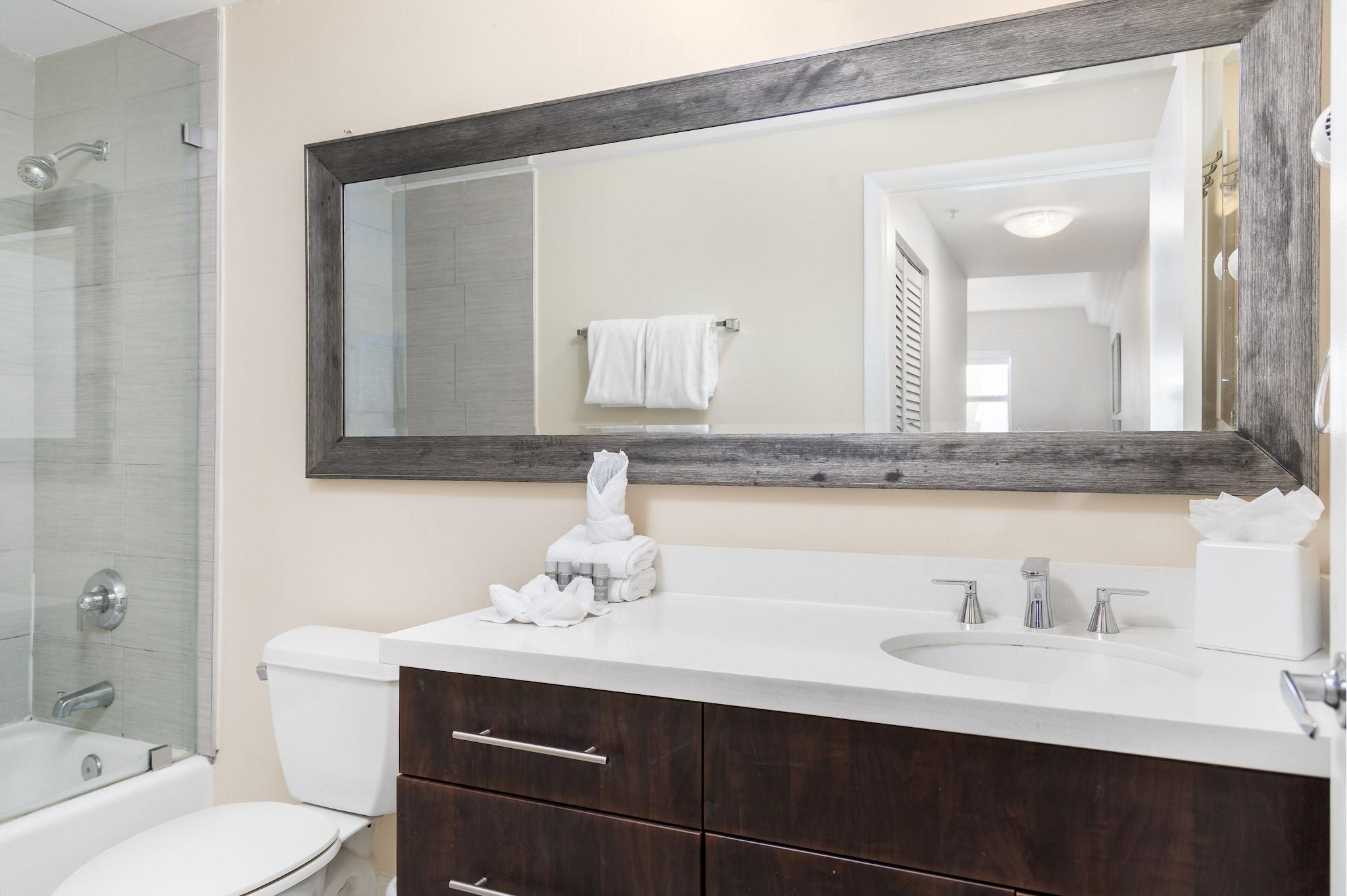 Suite Sea View King Bed