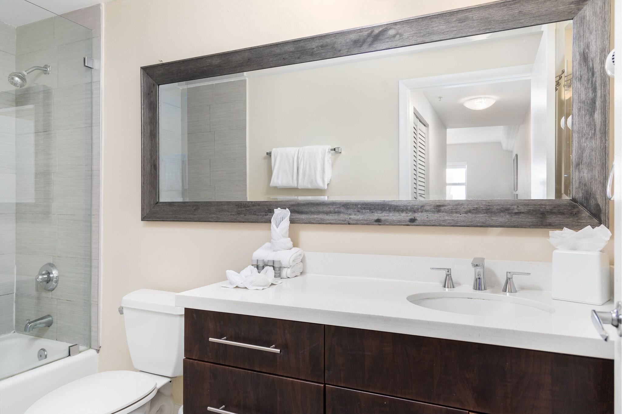 Suite Sea View King Bed