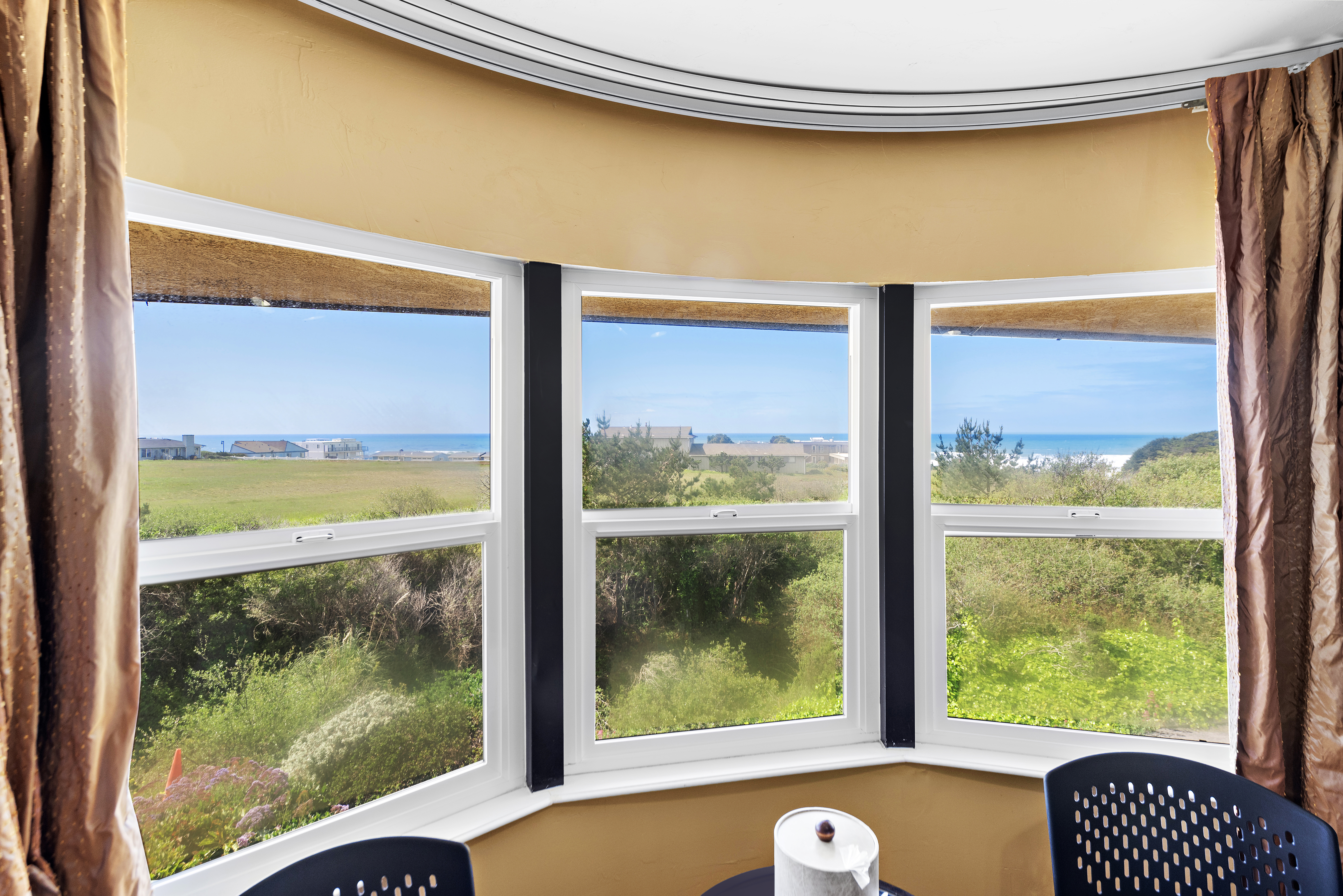 Double or Twin Two Queen Beds