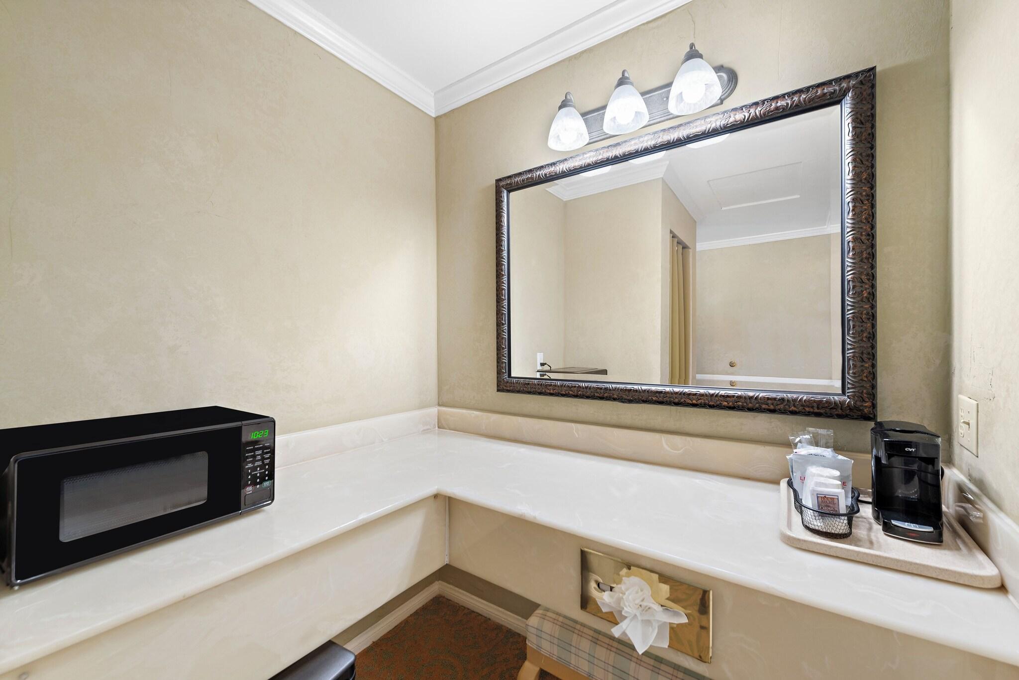 Junior Suite King Size Bed