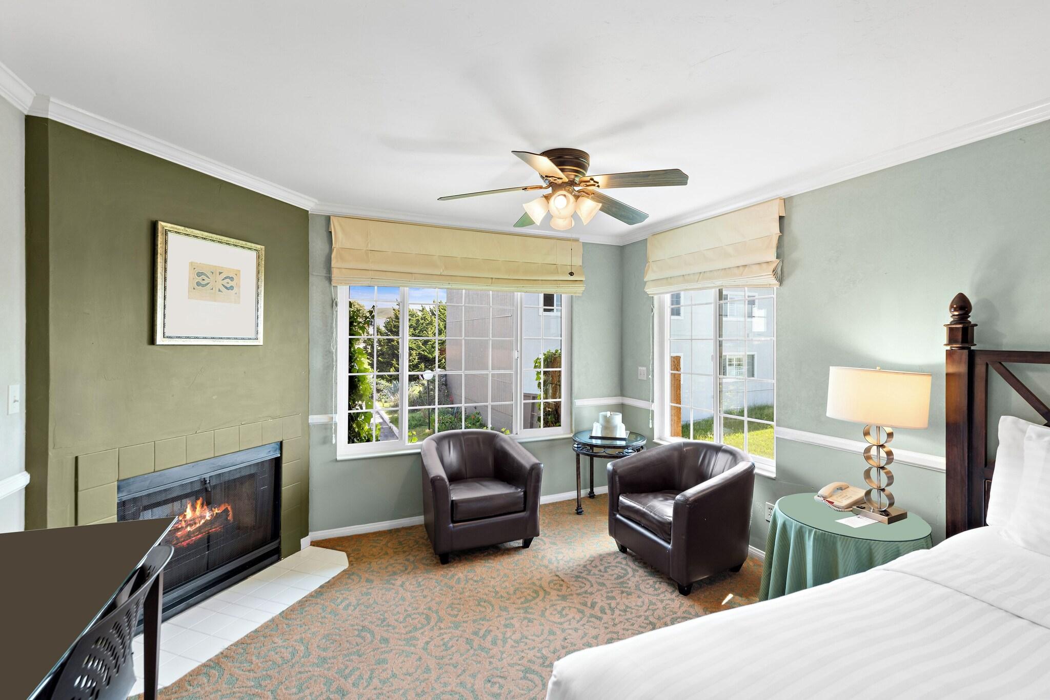 Room Deluxe with Views