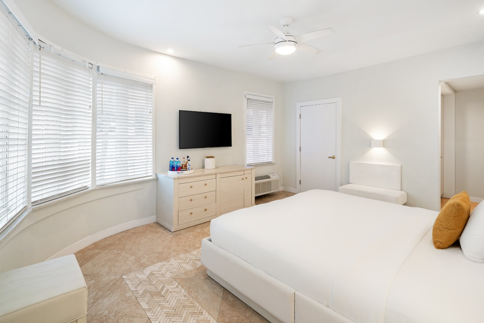 Double King Size Bed