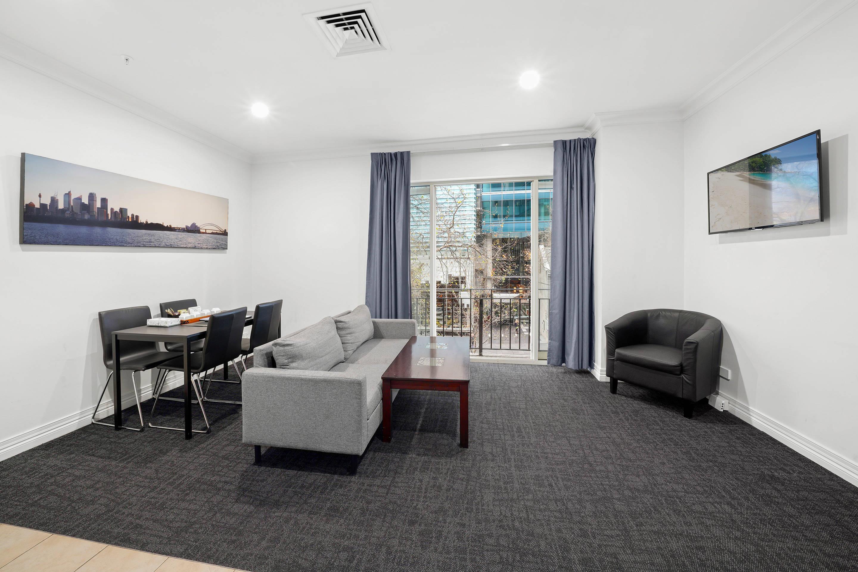 Apartment Capacity 4