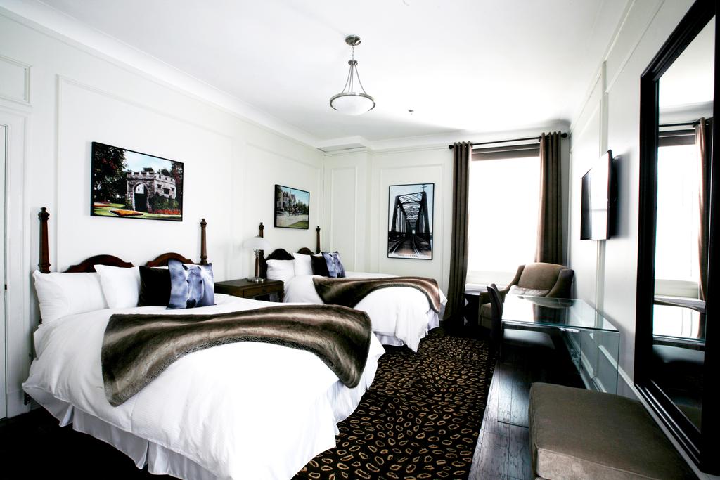 Room Two Double Beds