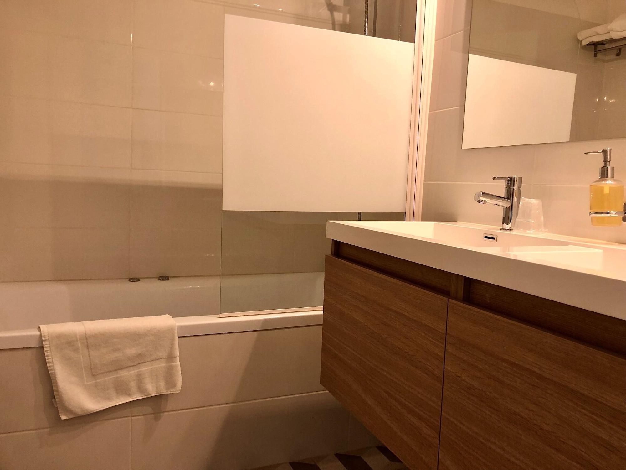 Double or Twin Superior