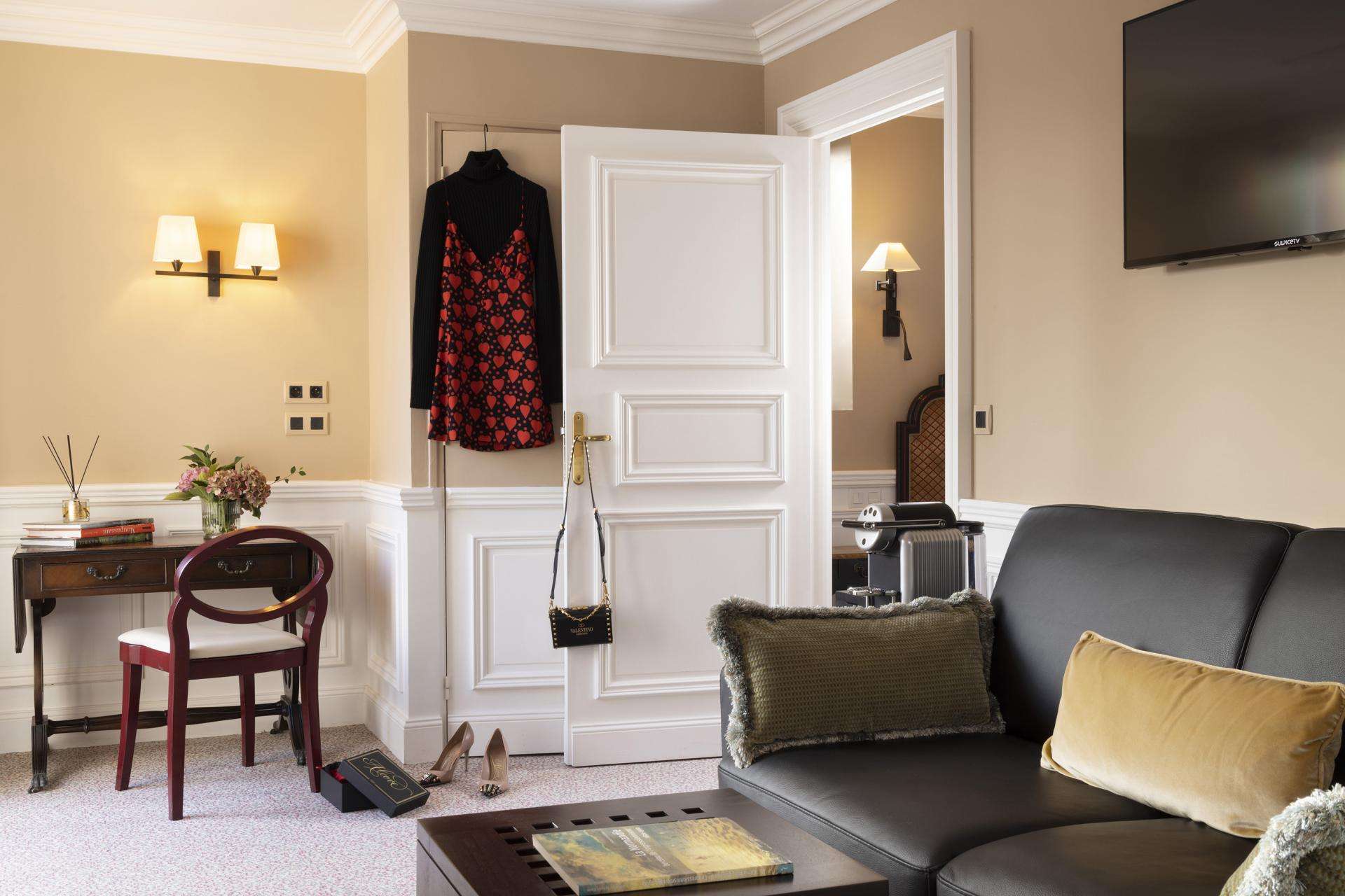 Suite Superior with Balcony