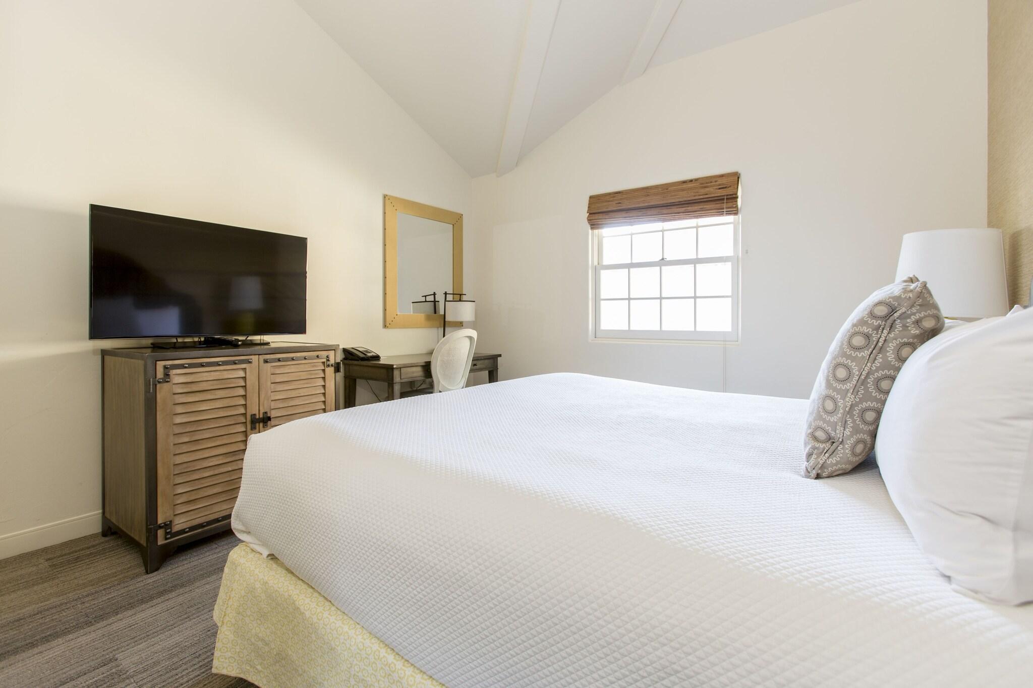 Double Queen Size Bed